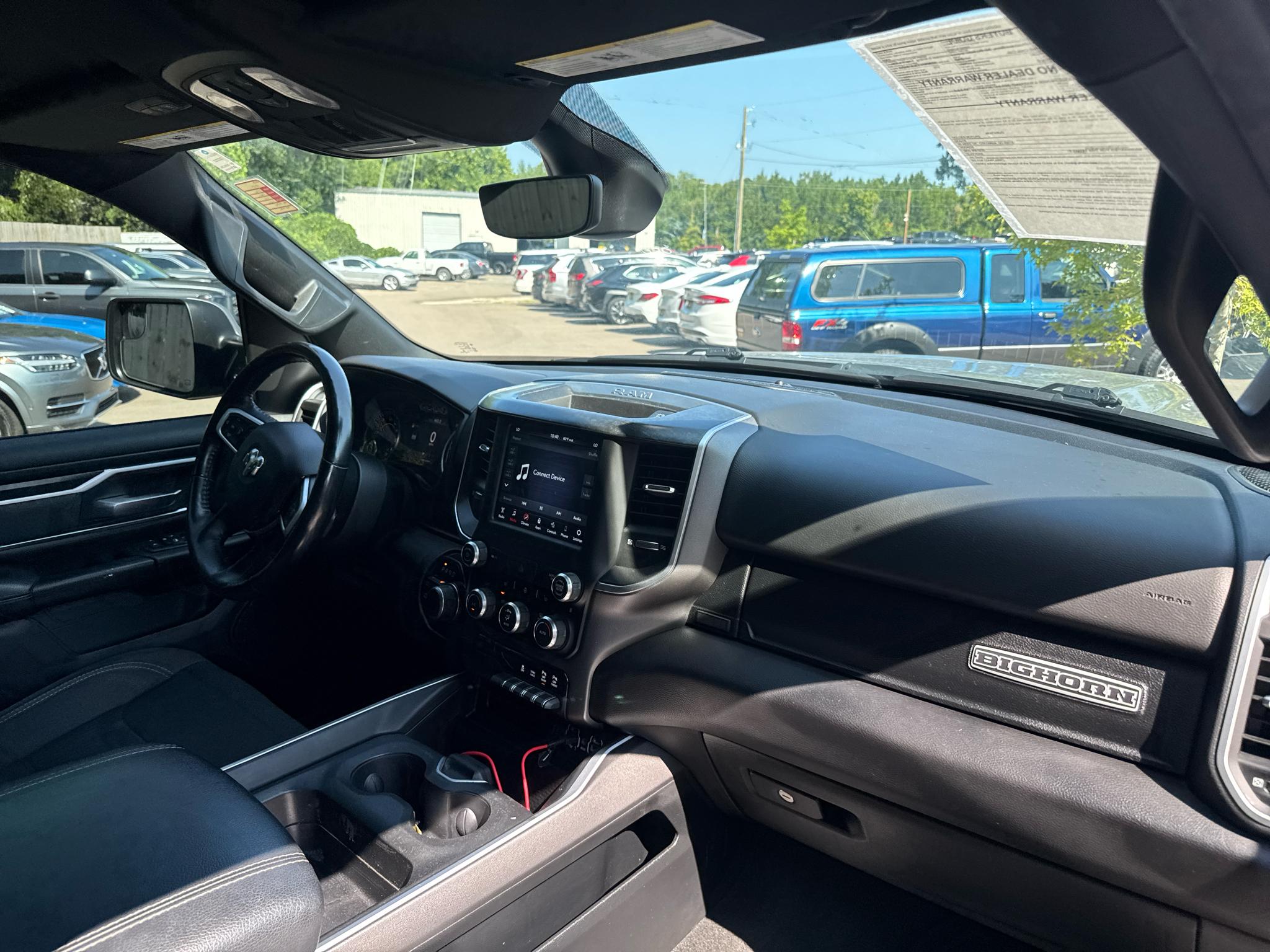 RAM 1500 Big Horn Crew Cab 4WD 2020