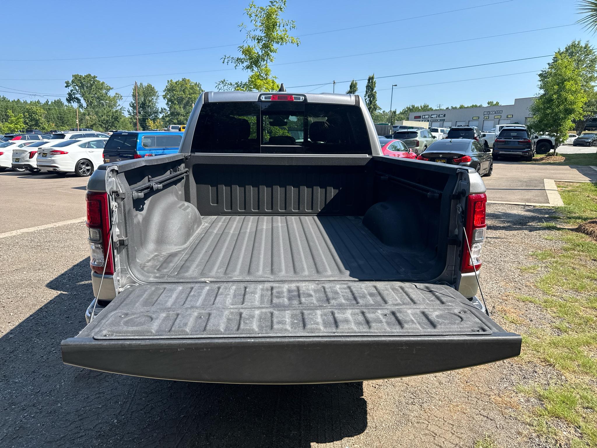 RAM 1500 Big Horn Crew Cab 4WD 2020