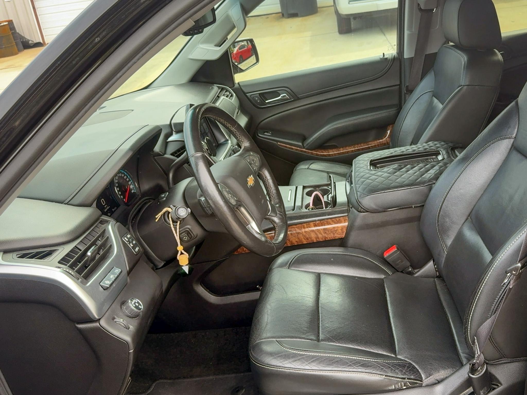 Chevrolet Suburban 2WD 4dr 1500 Premier 2017