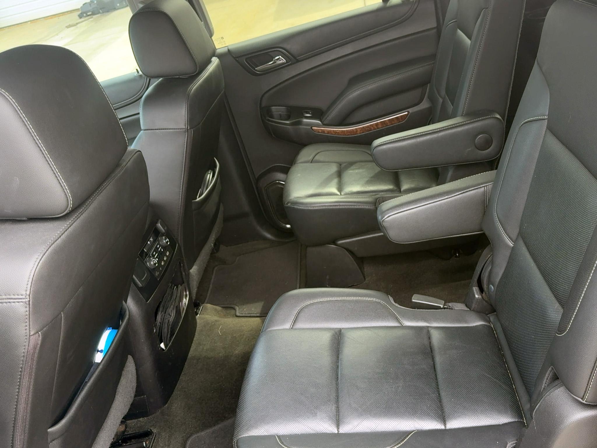 Chevrolet Suburban 2WD 4dr 1500 Premier 2017
