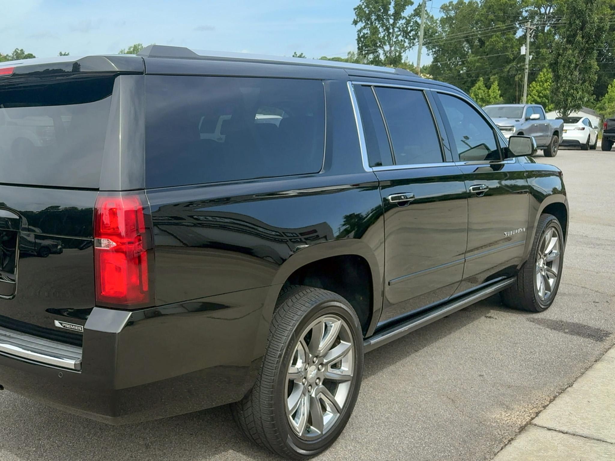 Chevrolet Suburban 2WD 4dr 1500 Premier 2017