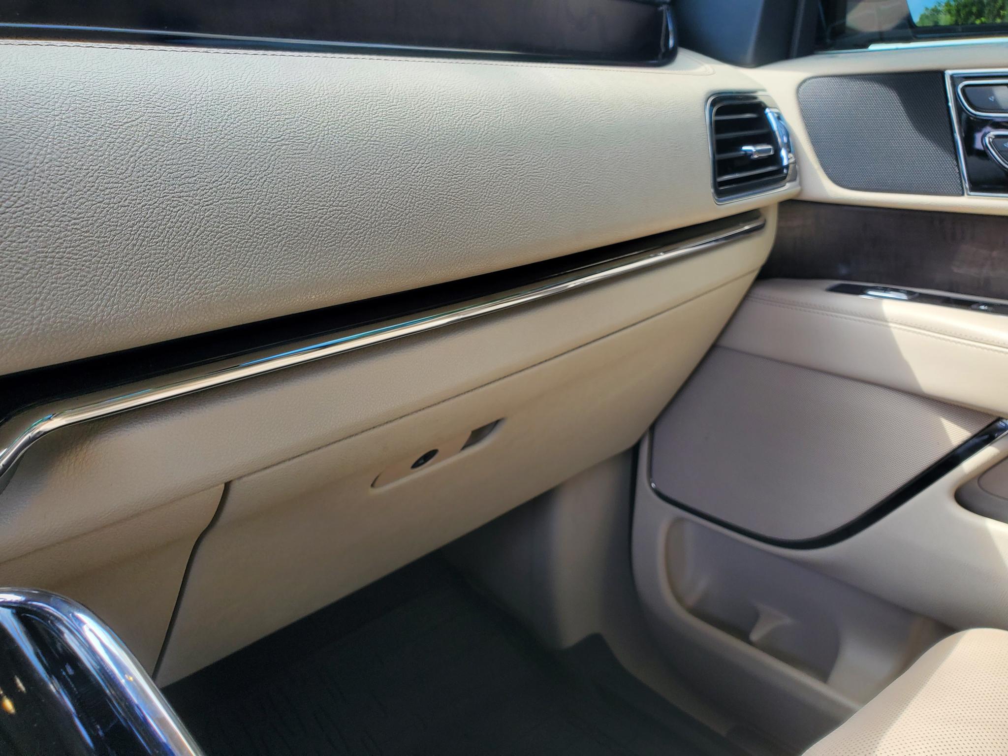 Lincoln Navigator  2020