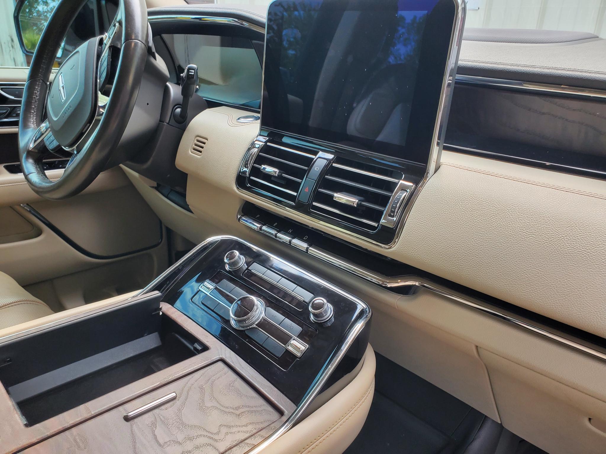 Lincoln Navigator  2020