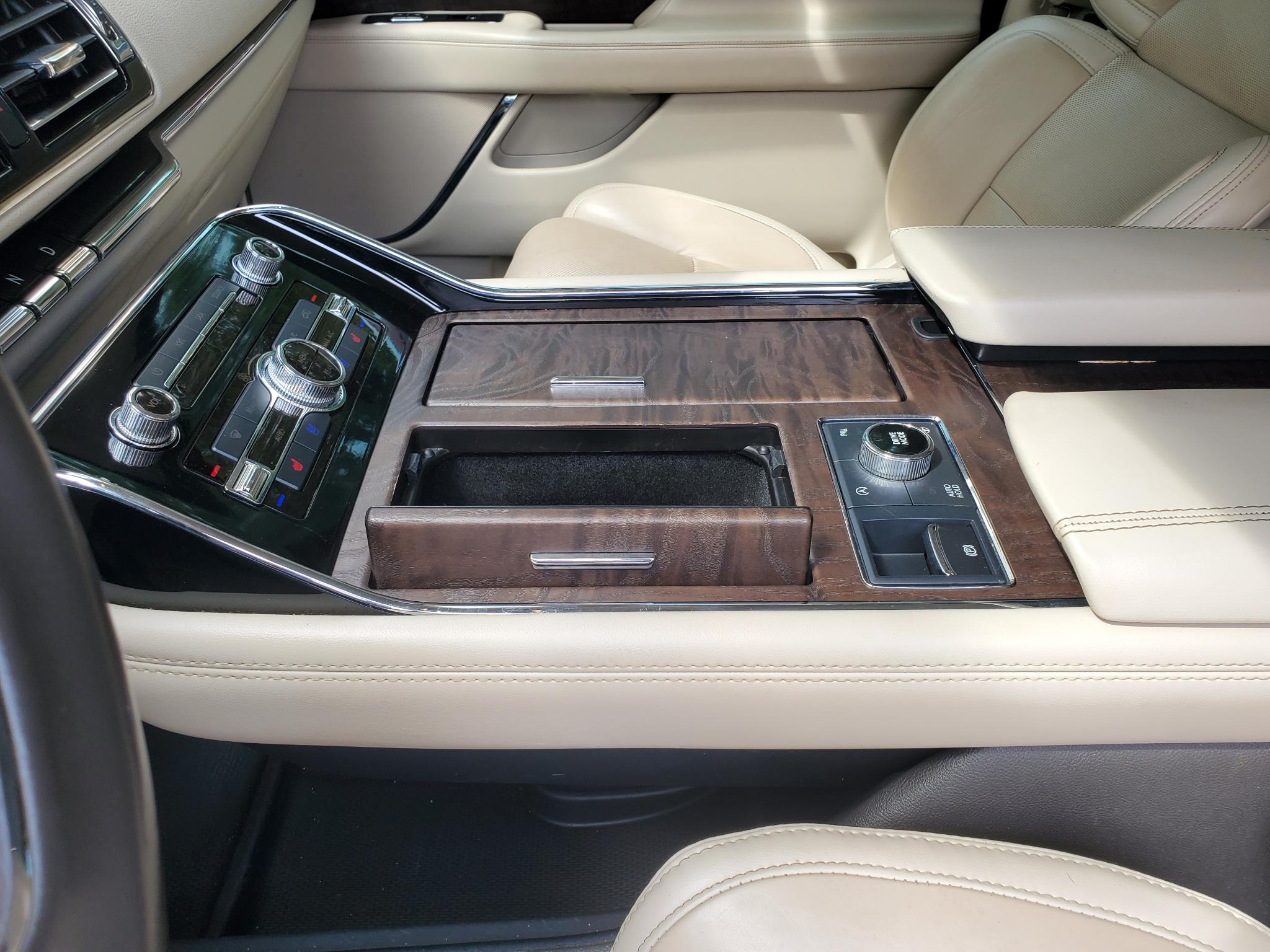 Lincoln Navigator  2020