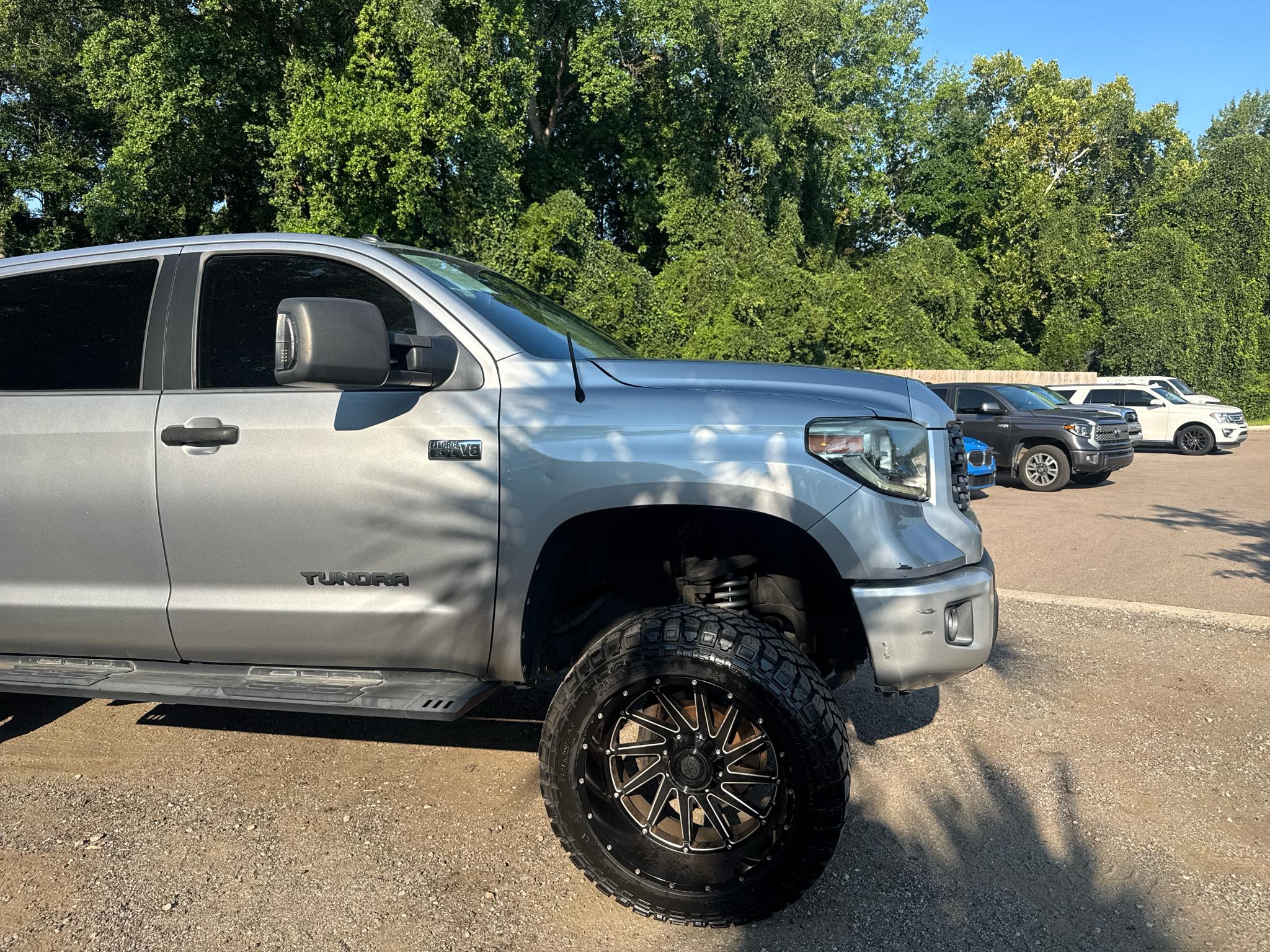 Toyota Tundra 4WD SR5 CrewMax 5.5' Bed 5.7L (Natl) 2018