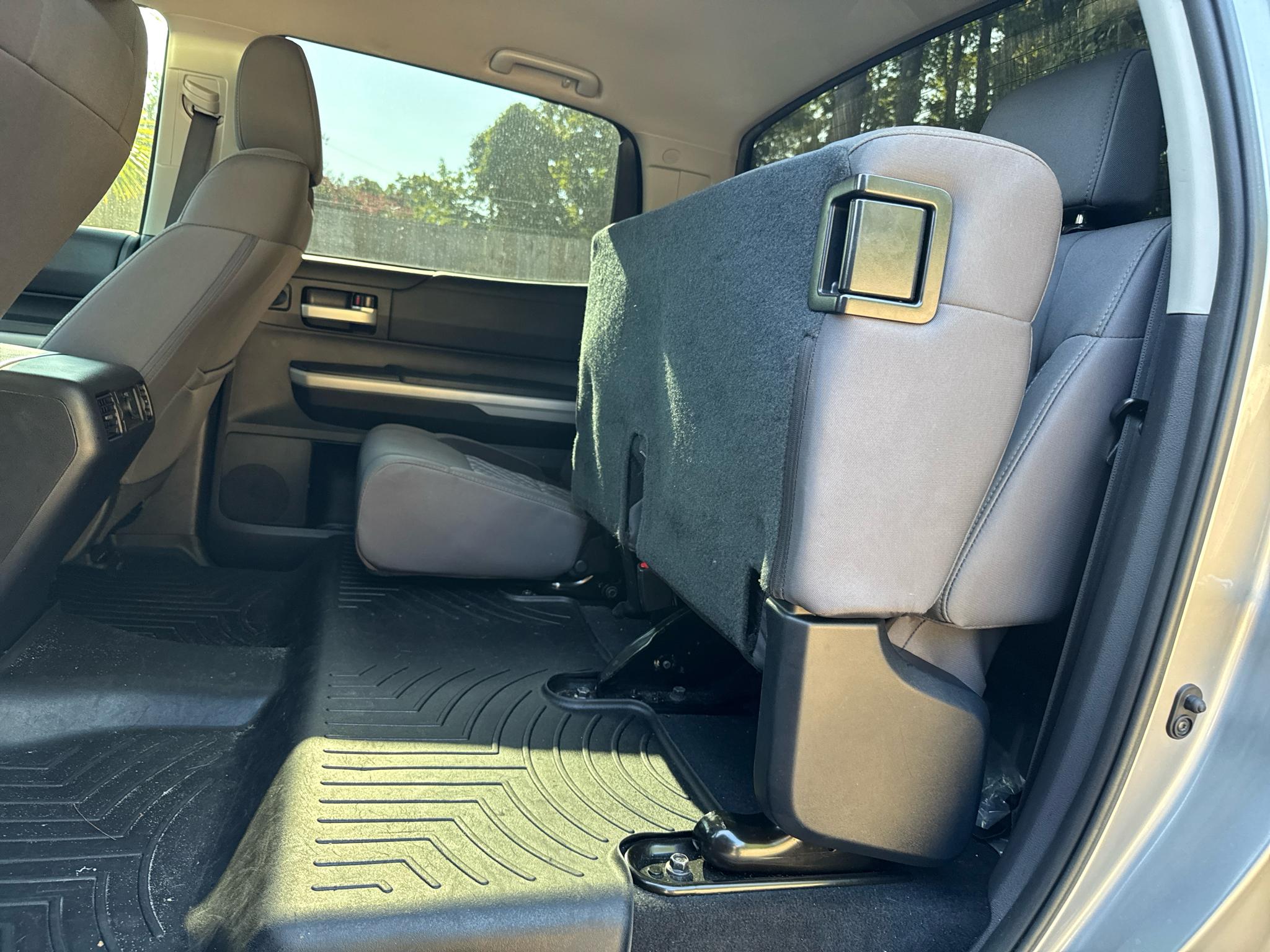 Toyota Tundra 4WD SR5 CrewMax 5.5' Bed 5.7L (Natl) 2018