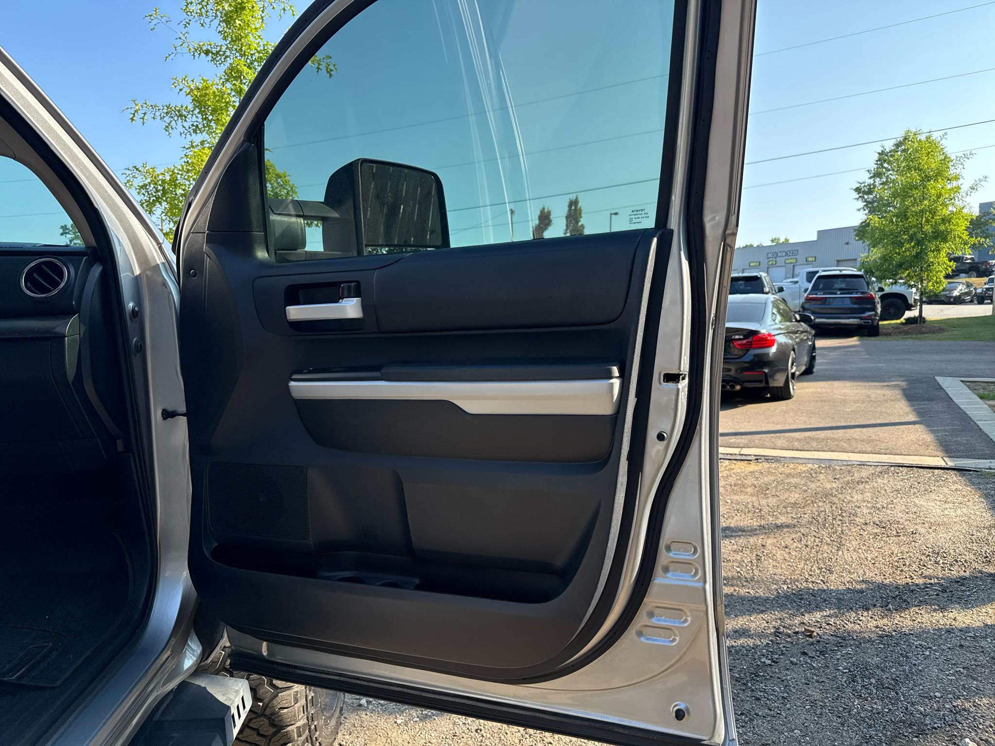 Toyota Tundra 4WD SR5 CrewMax 5.5' Bed 5.7L (Natl) 2018