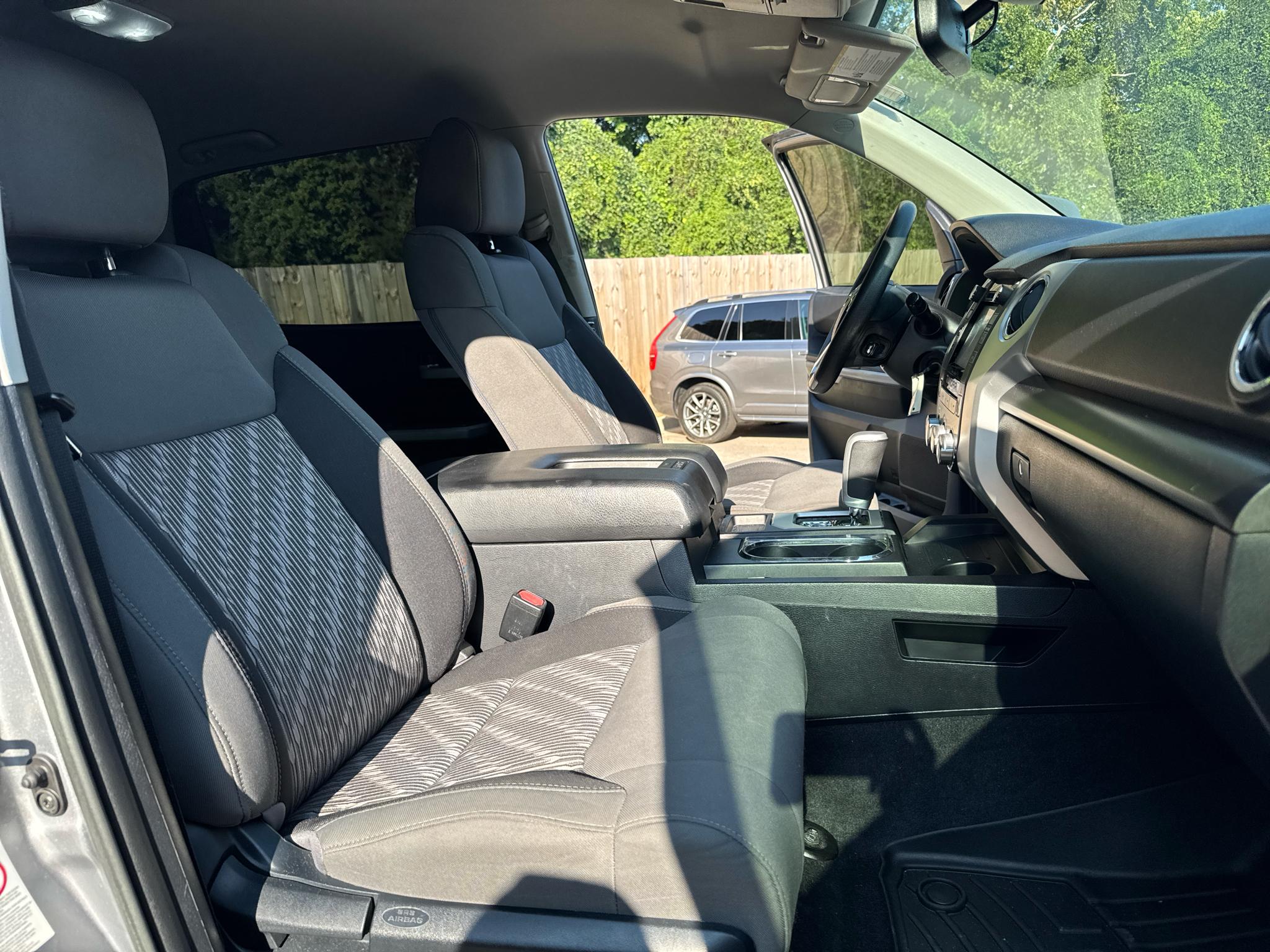 Toyota Tundra 4WD SR5 CrewMax 5.5' Bed 5.7L (Natl) 2018