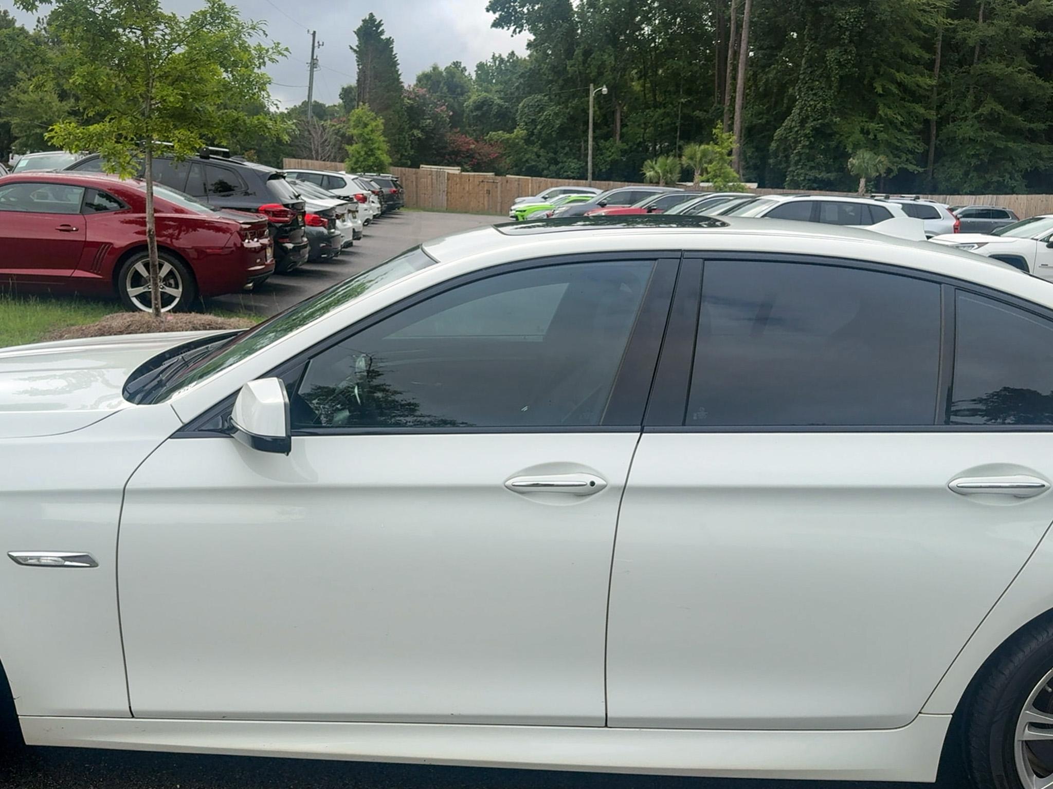 BMW 5 Series 4dr Sdn 528i xDrive AWD 2013