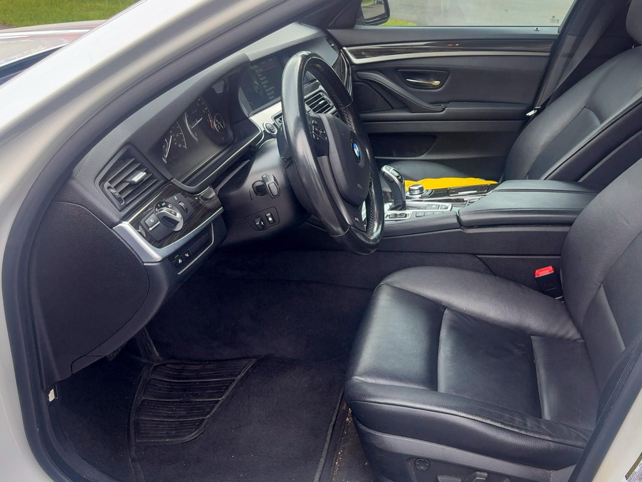 BMW 5 Series 4dr Sdn 528i xDrive AWD 2013