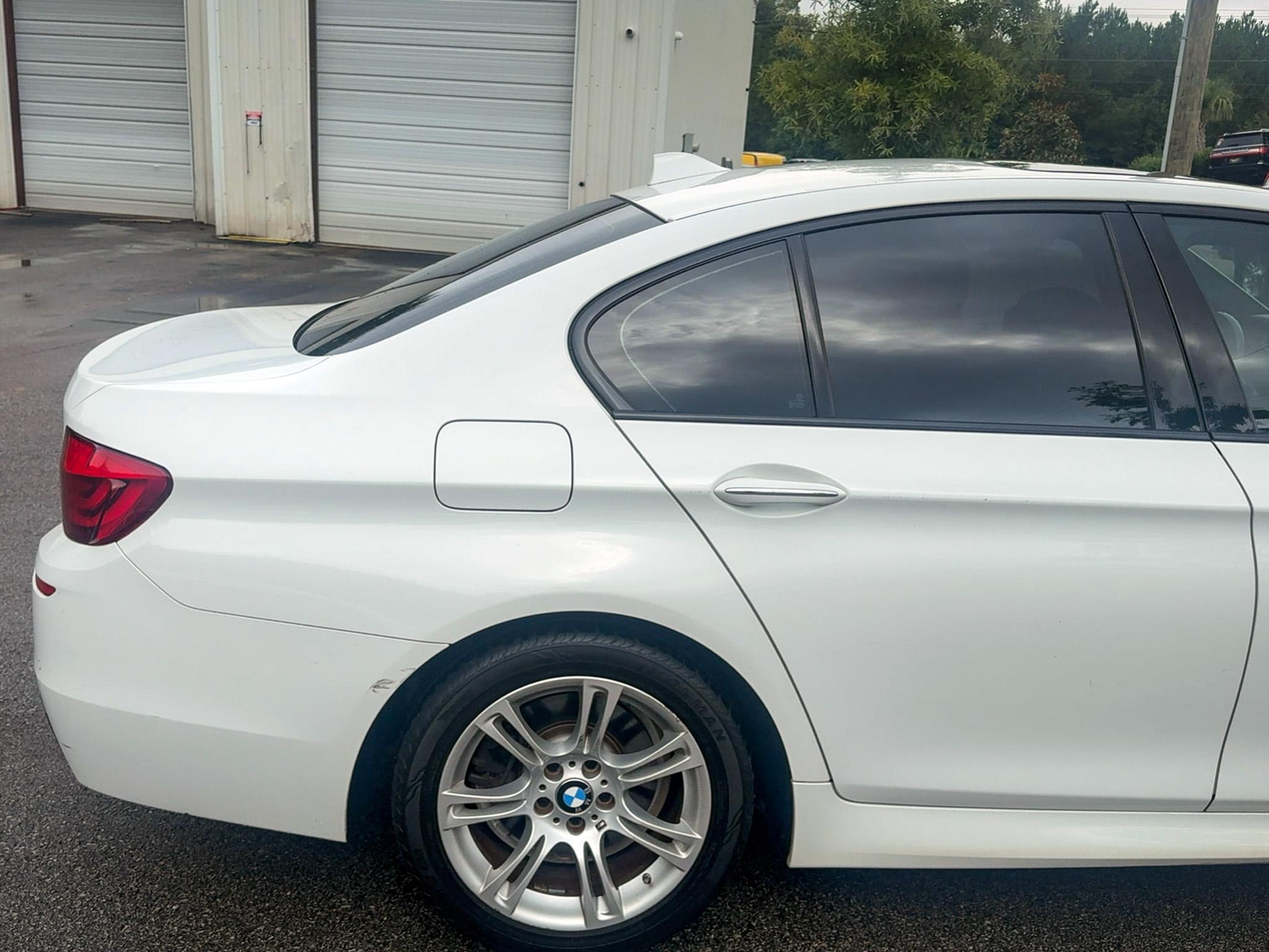BMW 5 Series 4dr Sdn 528i xDrive AWD 2013