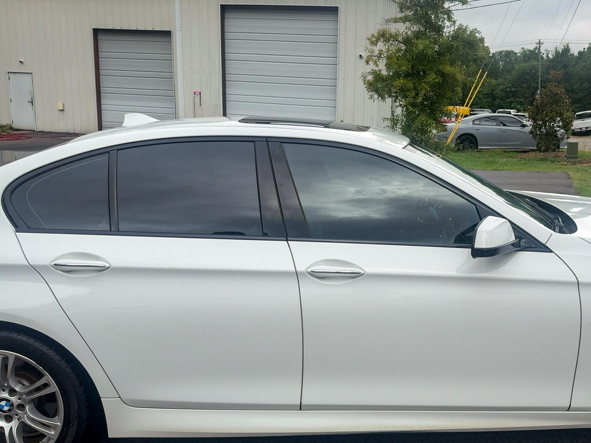 BMW 5 Series 4dr Sdn 528i xDrive AWD 2013