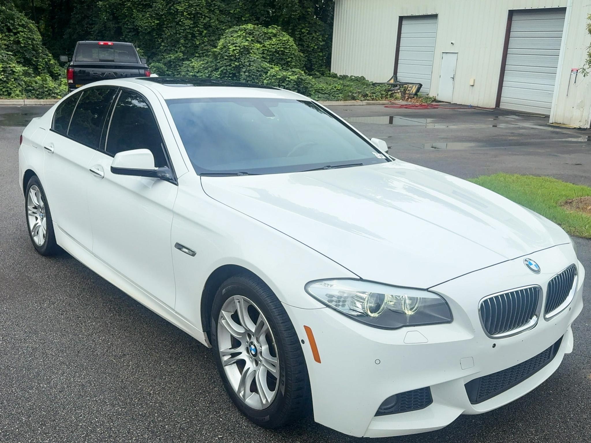 BMW 5 Series 4dr Sdn 528i xDrive AWD 2013