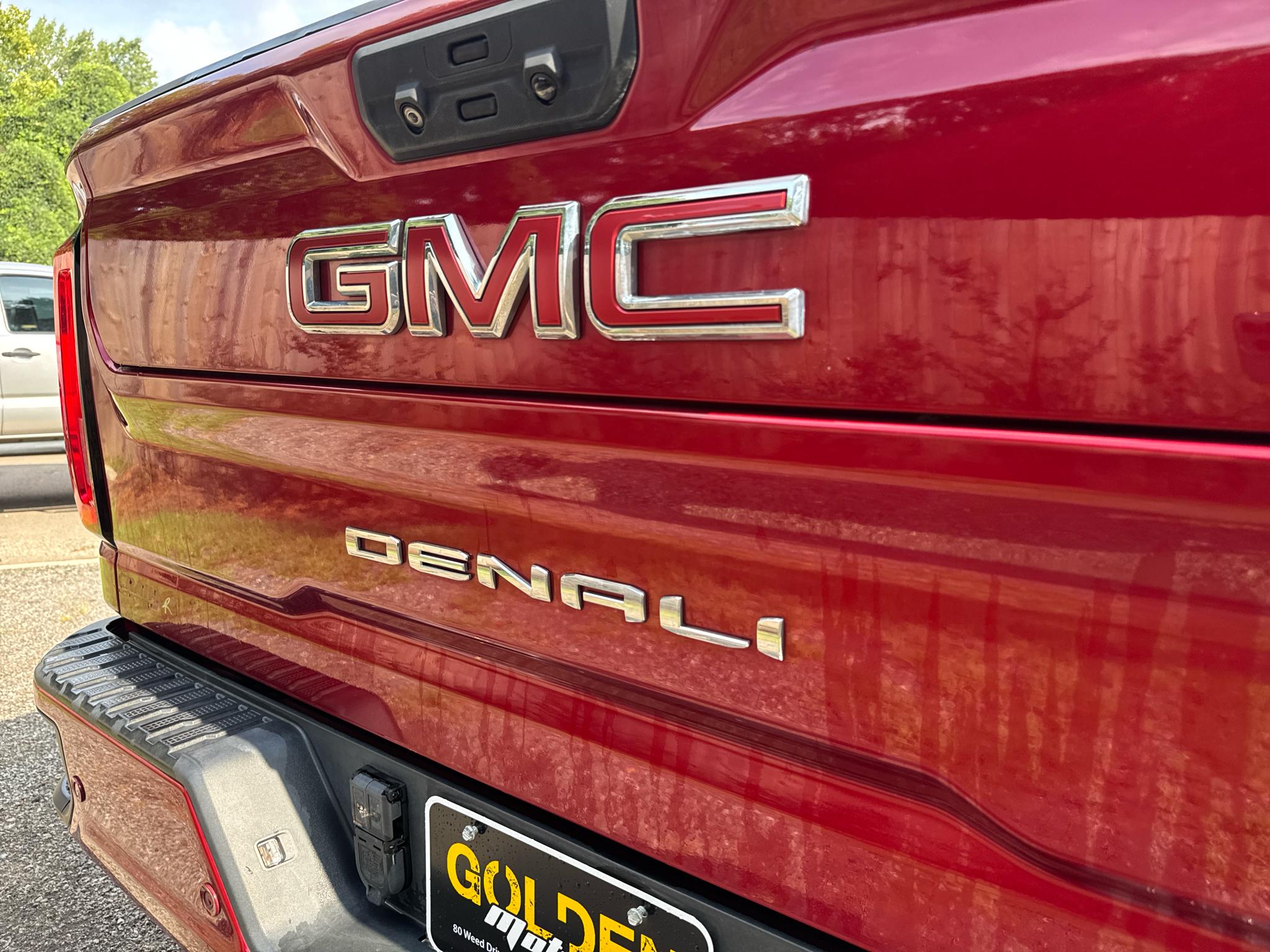 GMC Sierra 2500HD 4WD Crew Cab 159" Denali 2021