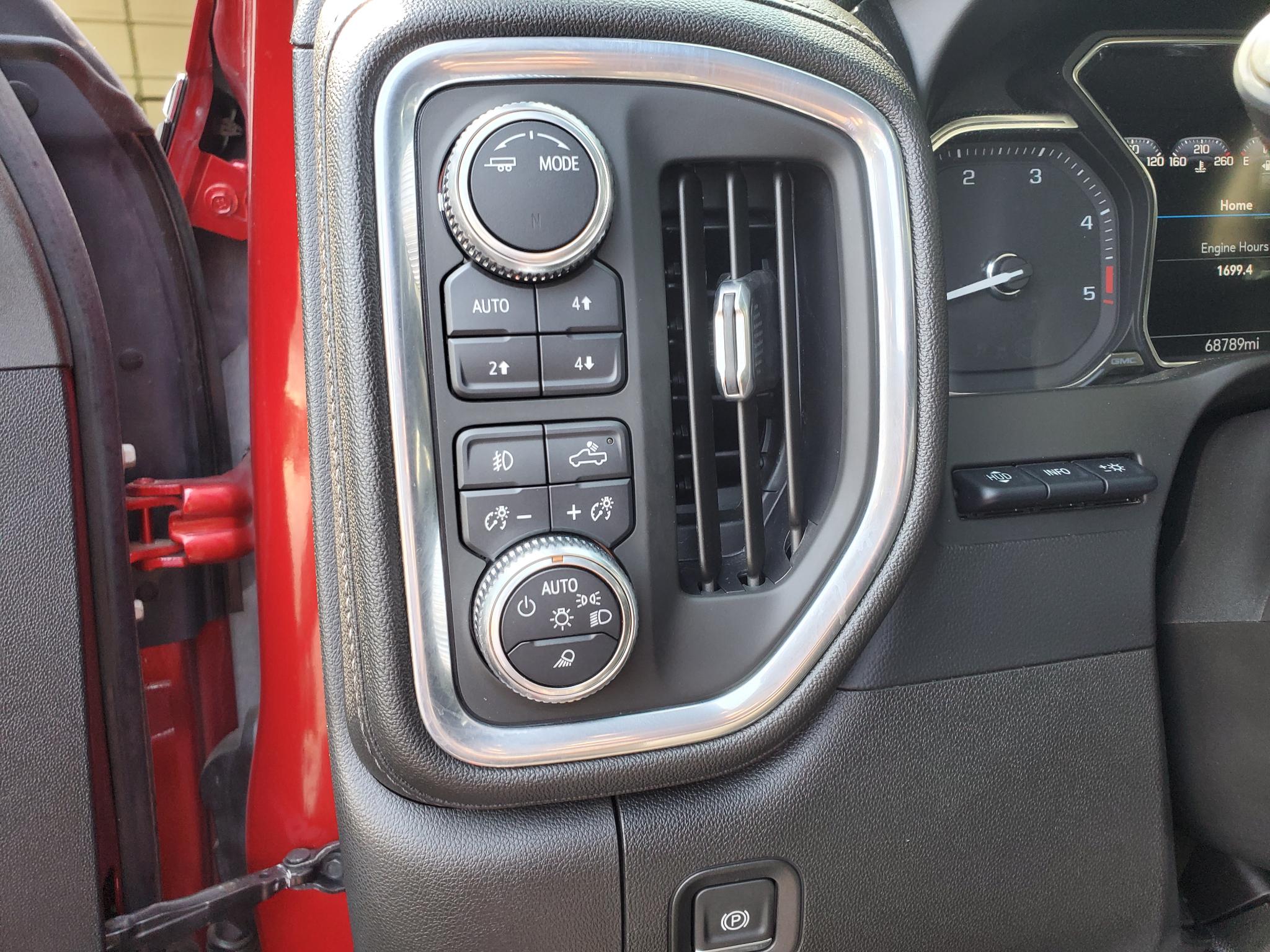 GMC Sierra 2500HD 4WD Crew Cab 159" Denali 2021