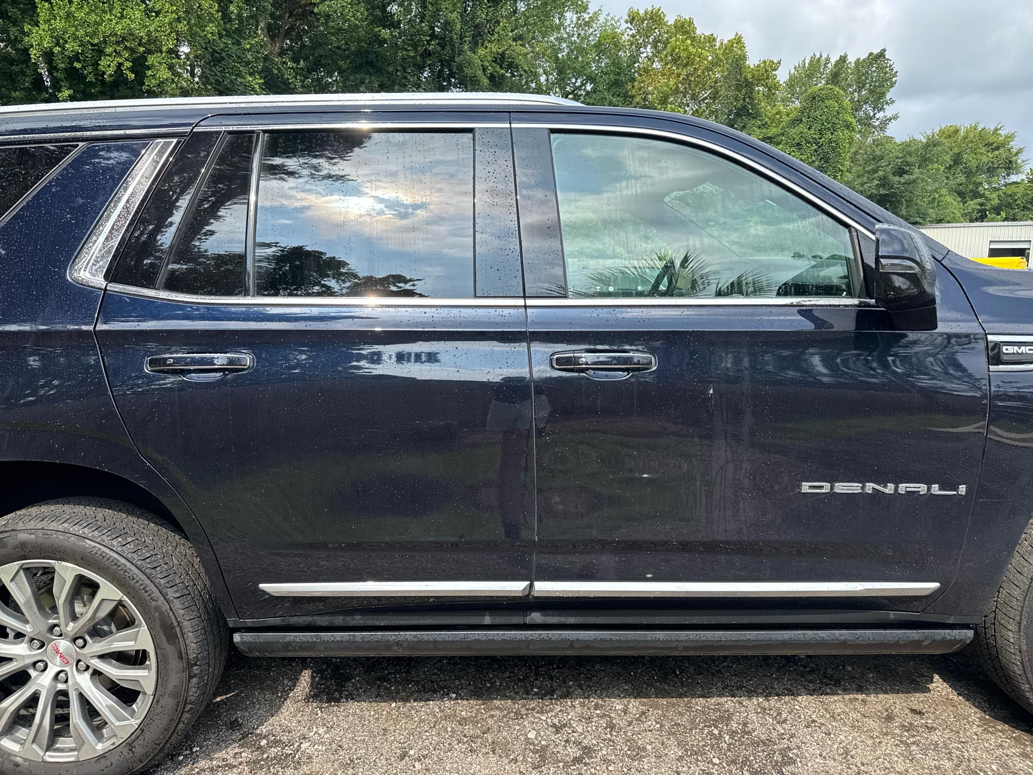 GMC Yukon 2WD 4dr Denali 2021