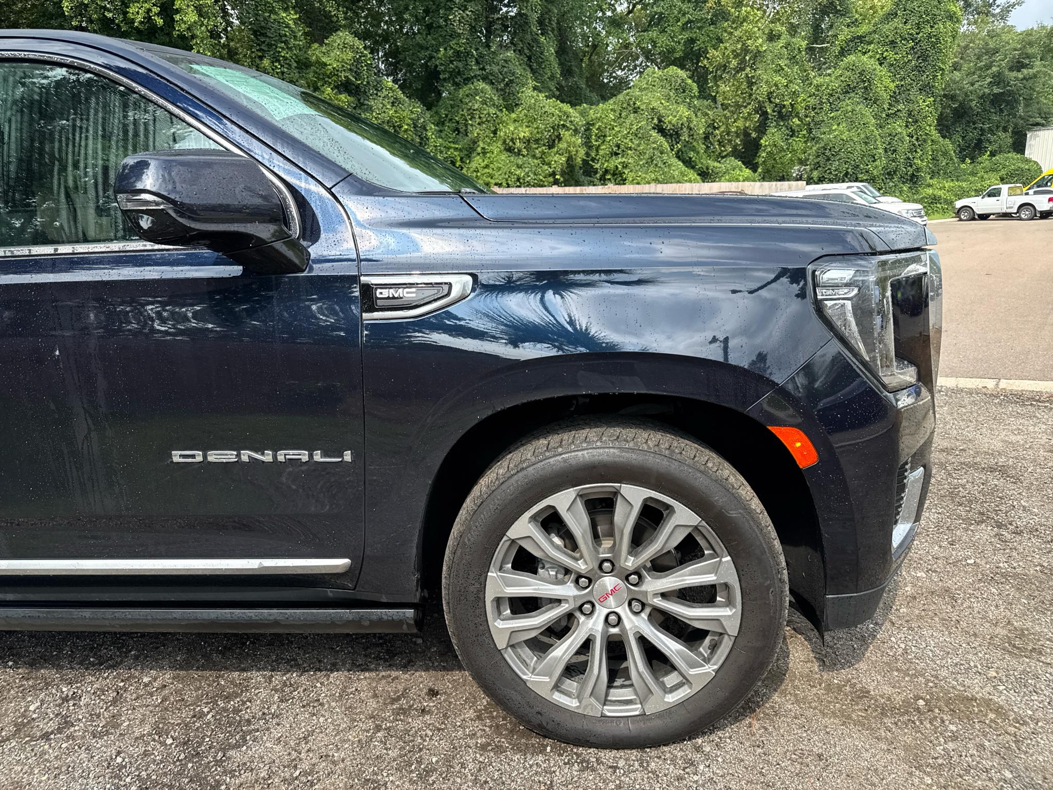 GMC Yukon 2WD 4dr Denali 2021