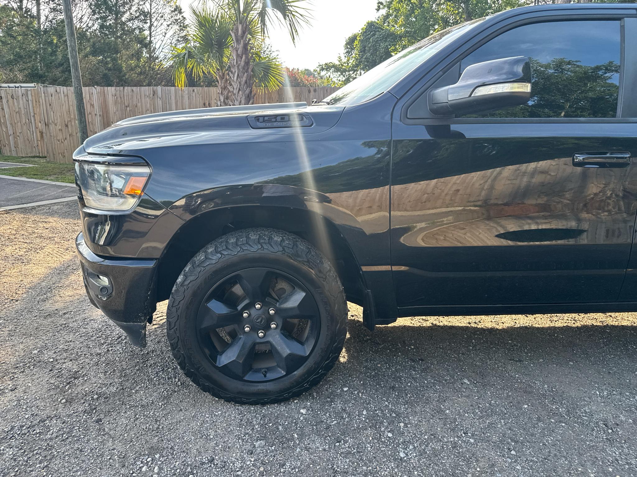 RAM 1500 Big Horn/Lone Star 4x4 Crew Cab 5'7" Box 2019