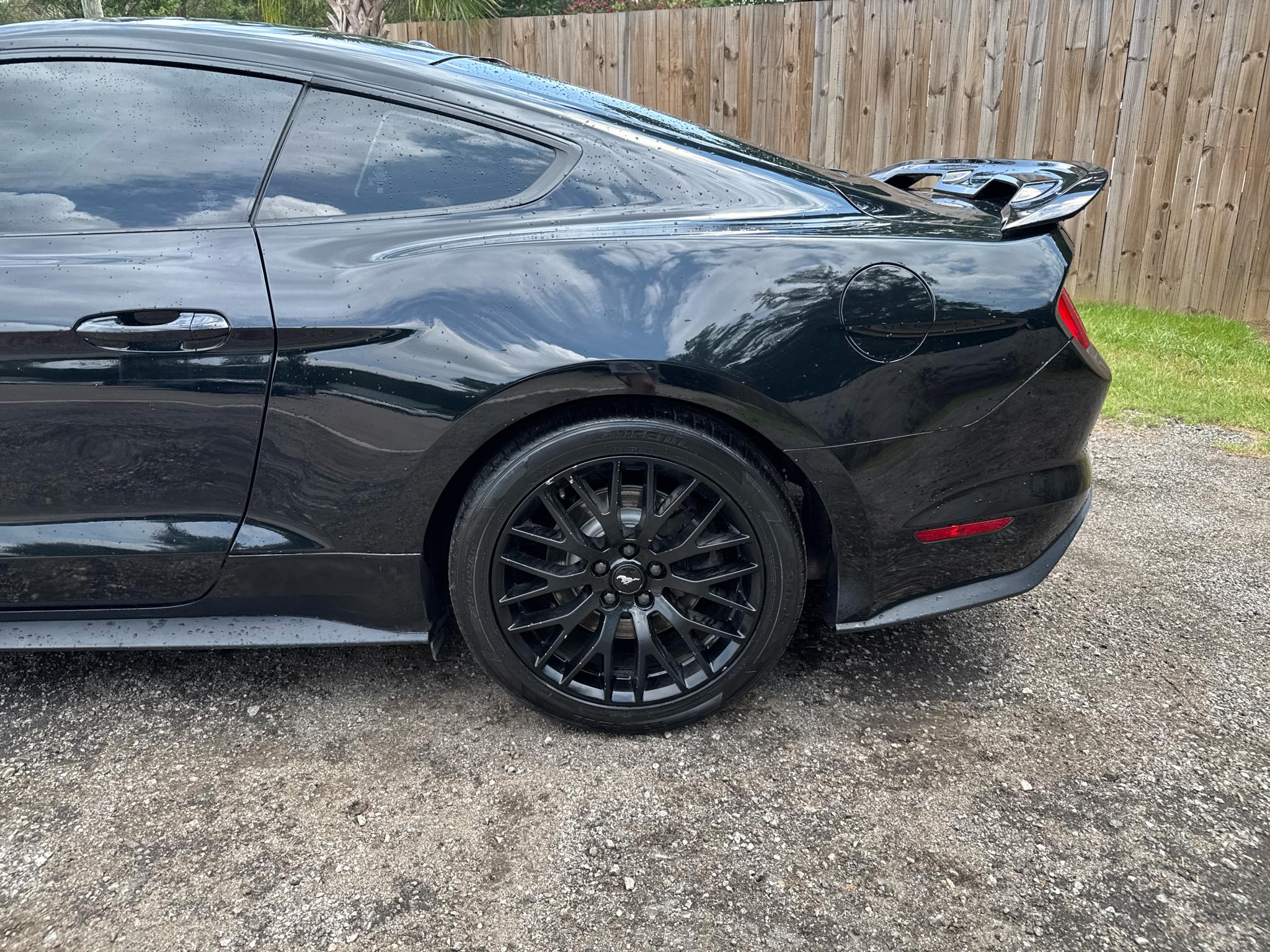 Ford Mustang  2017