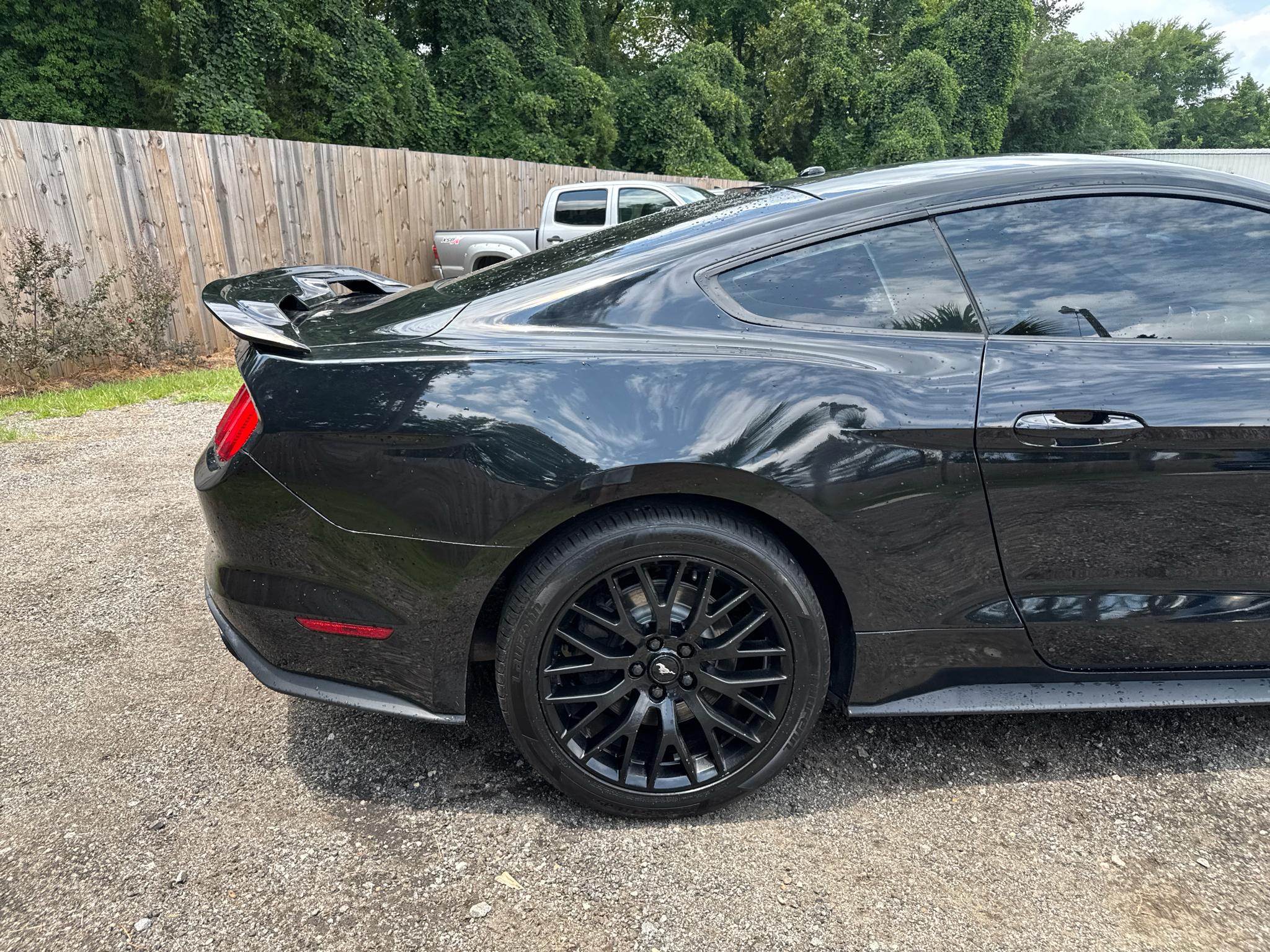 Ford Mustang  2017