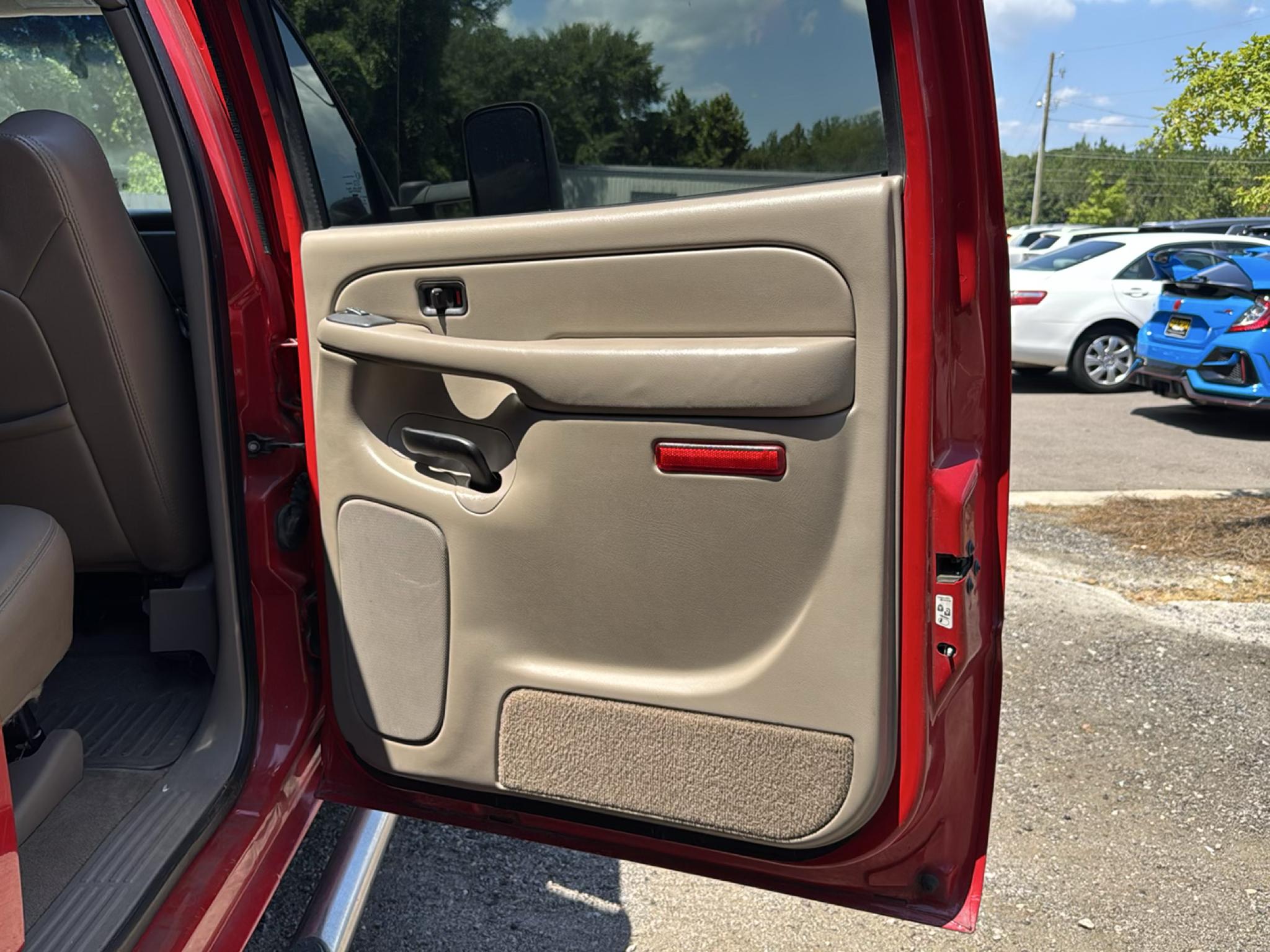 Chevrolet Silverado 2500HD Crew Cab 153" WB 4WD LT2 2004