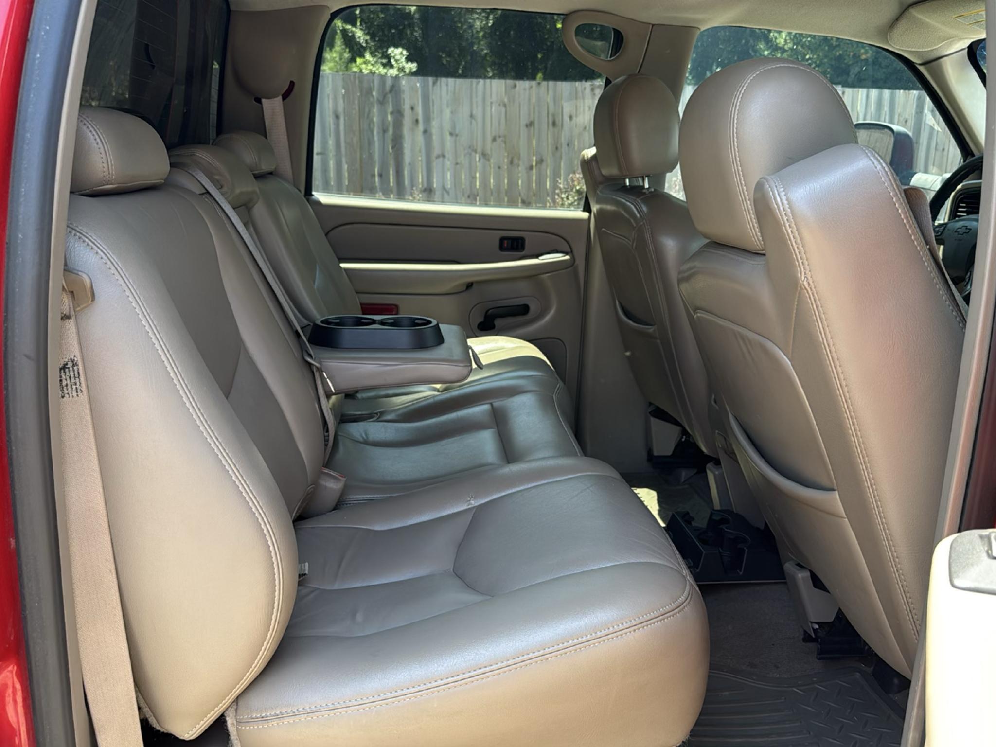 Chevrolet Silverado 2500HD Crew Cab 153" WB 4WD LT2 2004