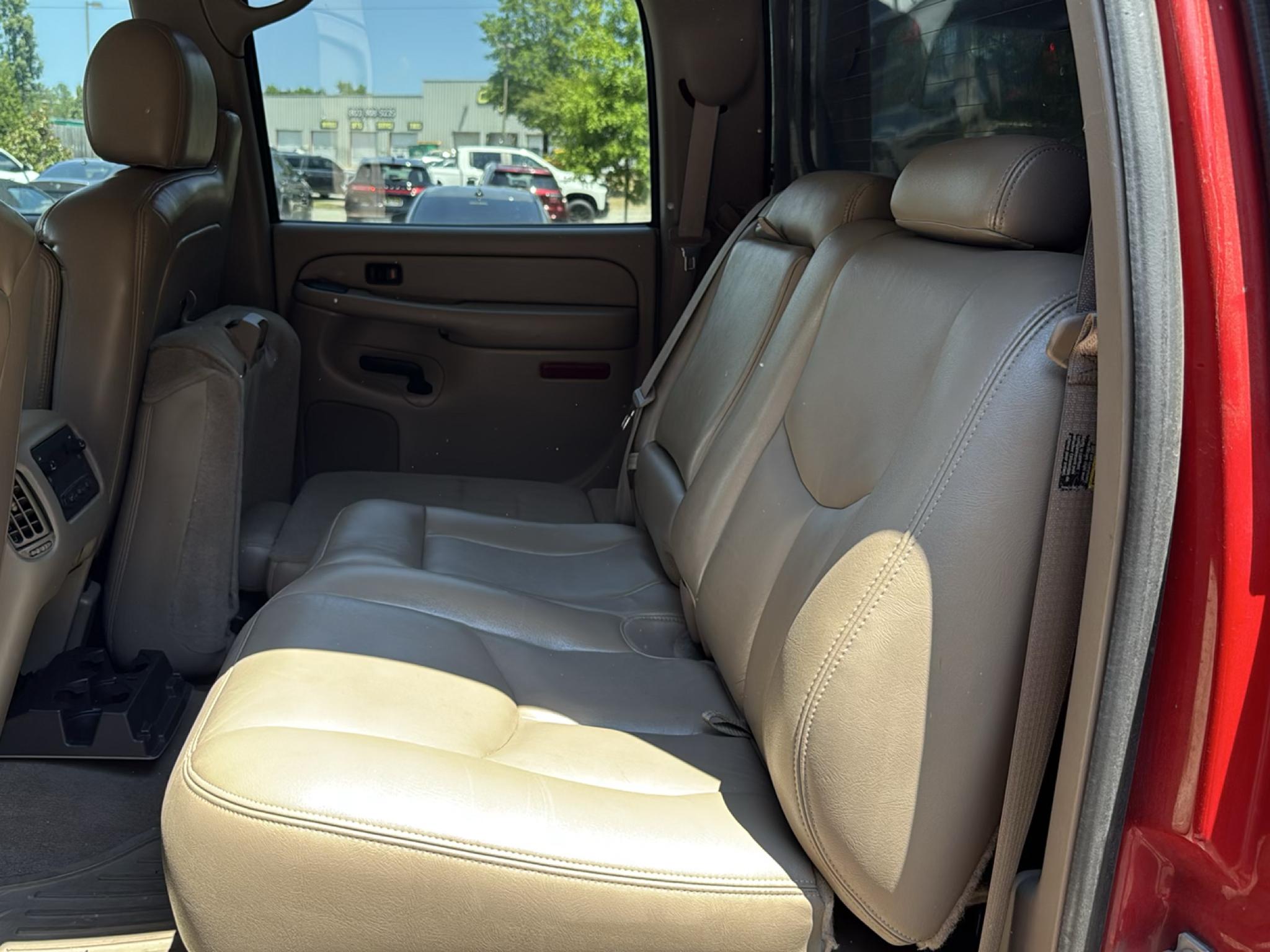 Chevrolet Silverado 2500HD Crew Cab 153" WB 4WD LT2 2004