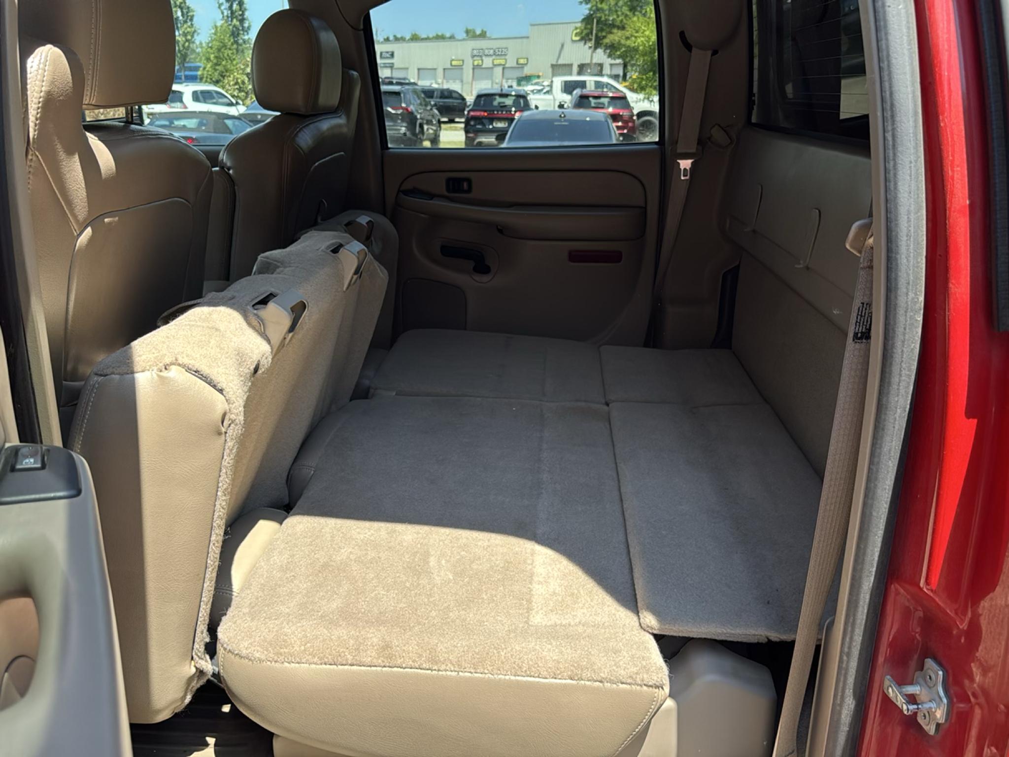Chevrolet Silverado 2500HD Crew Cab 153" WB 4WD LT2 2004