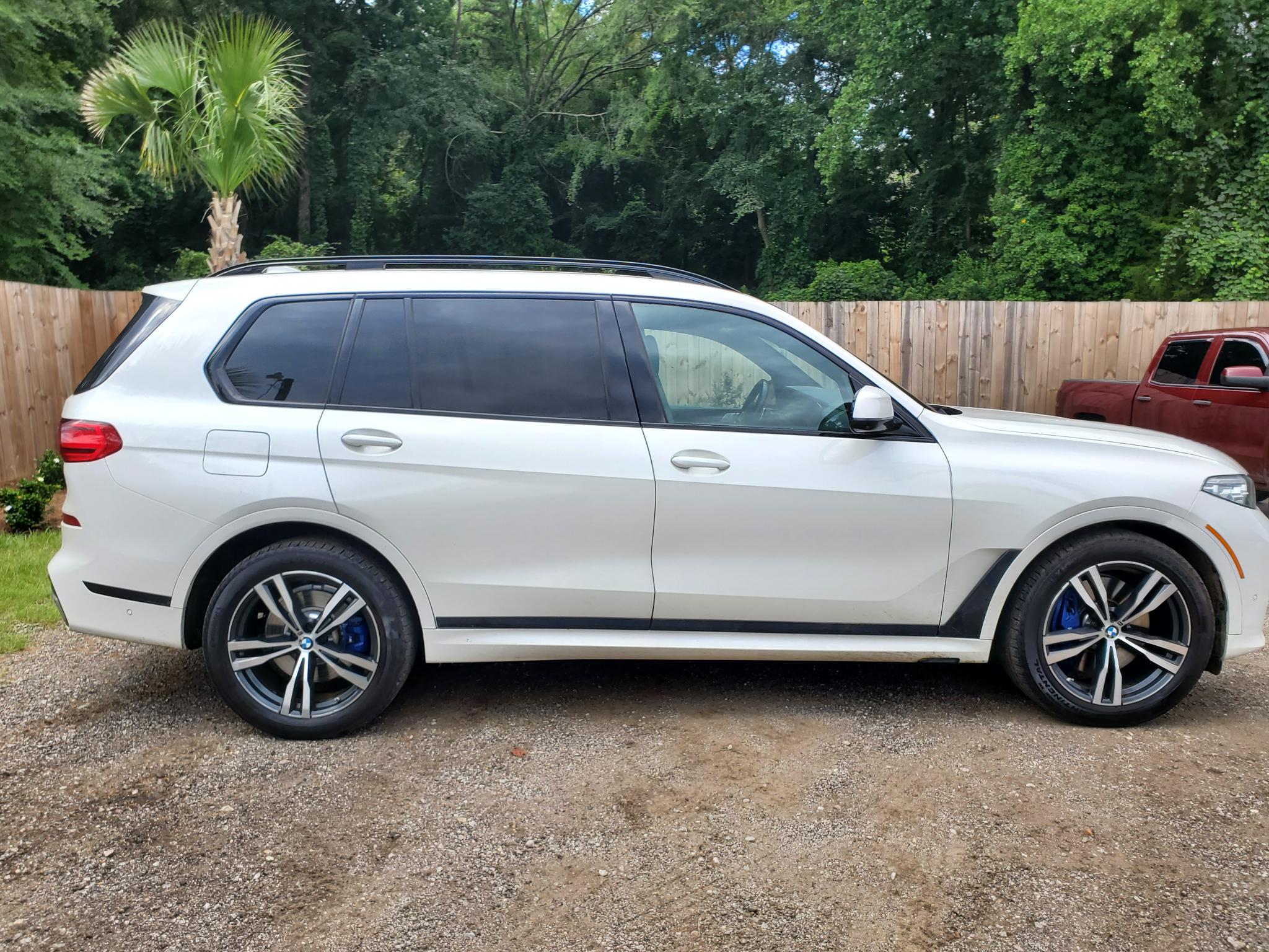 BMW X7 xDrive40i Sports Activity Vehicle 2022