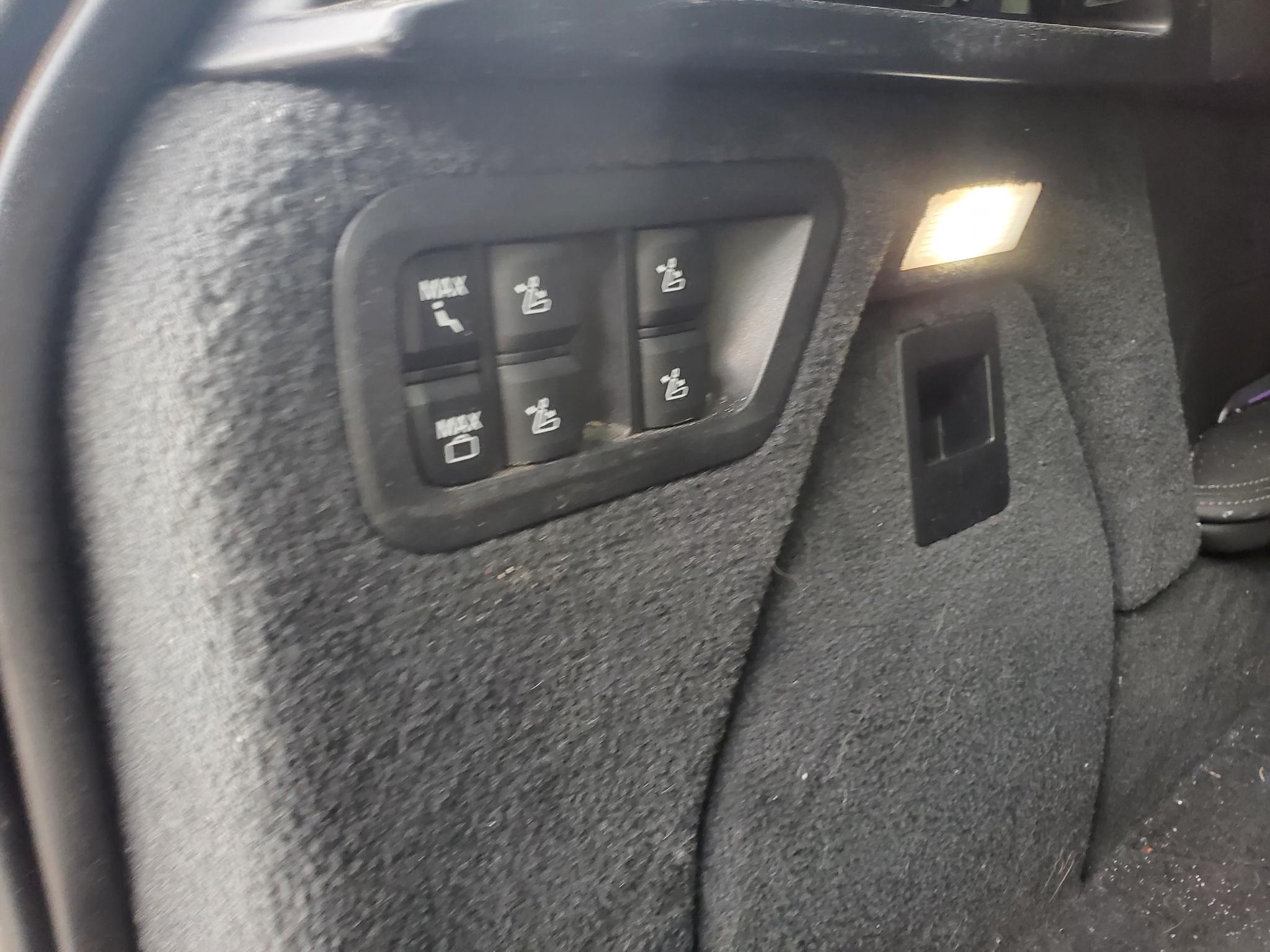 BMW X7 xDrive40i Sports Activity Vehicle 2022