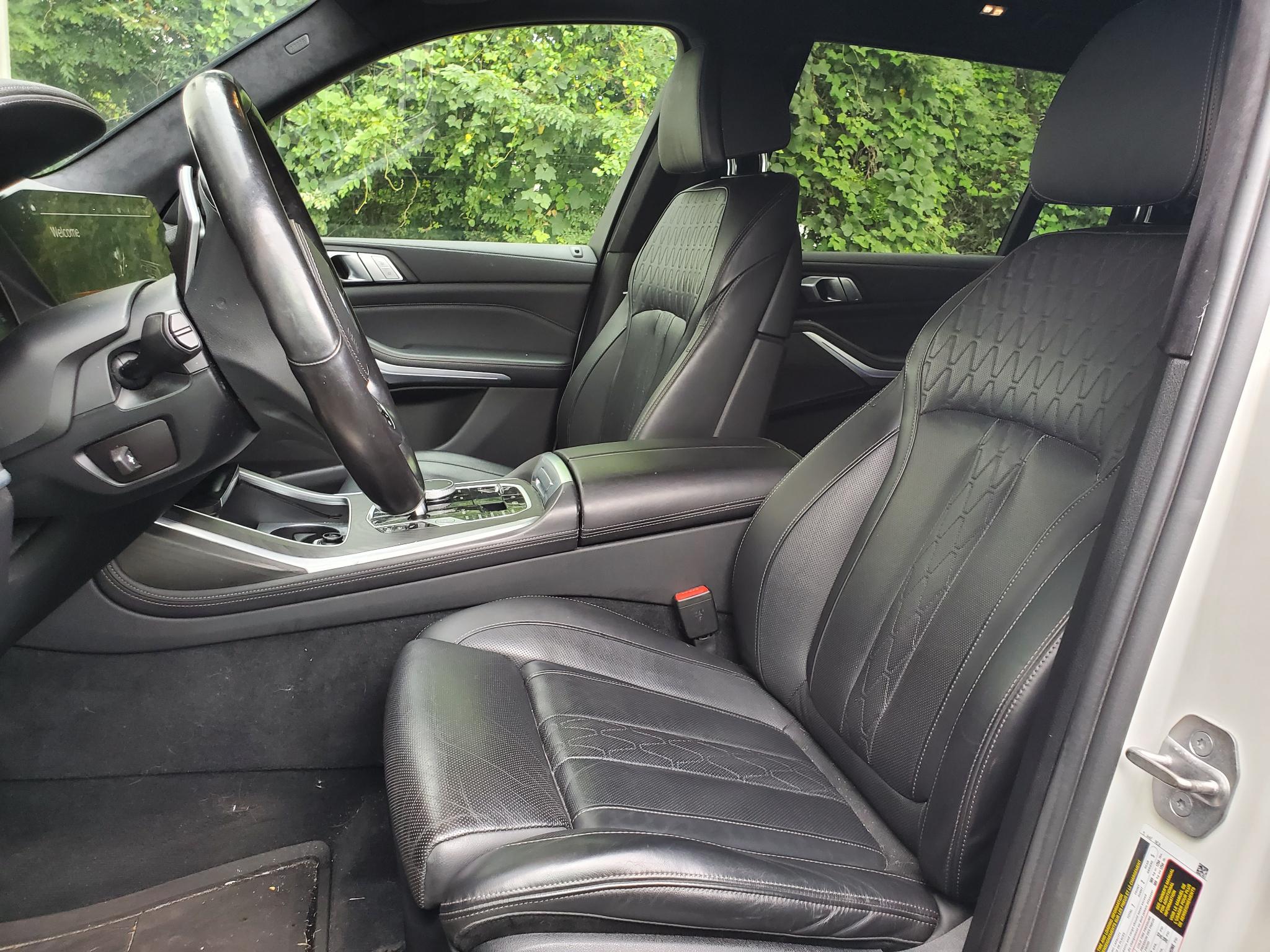 BMW X7 xDrive40i Sports Activity Vehicle 2022