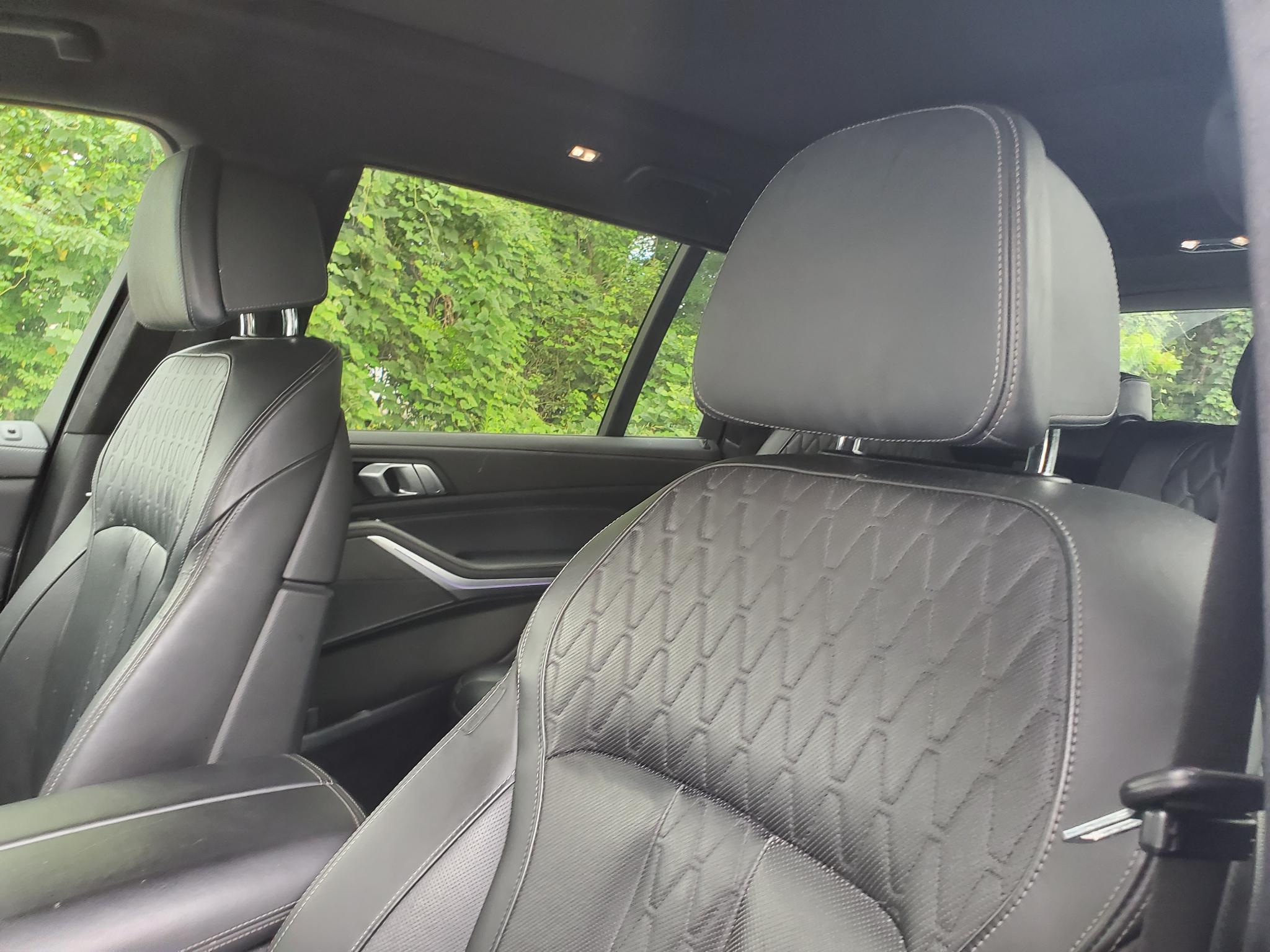 BMW X7 xDrive40i Sports Activity Vehicle 2022