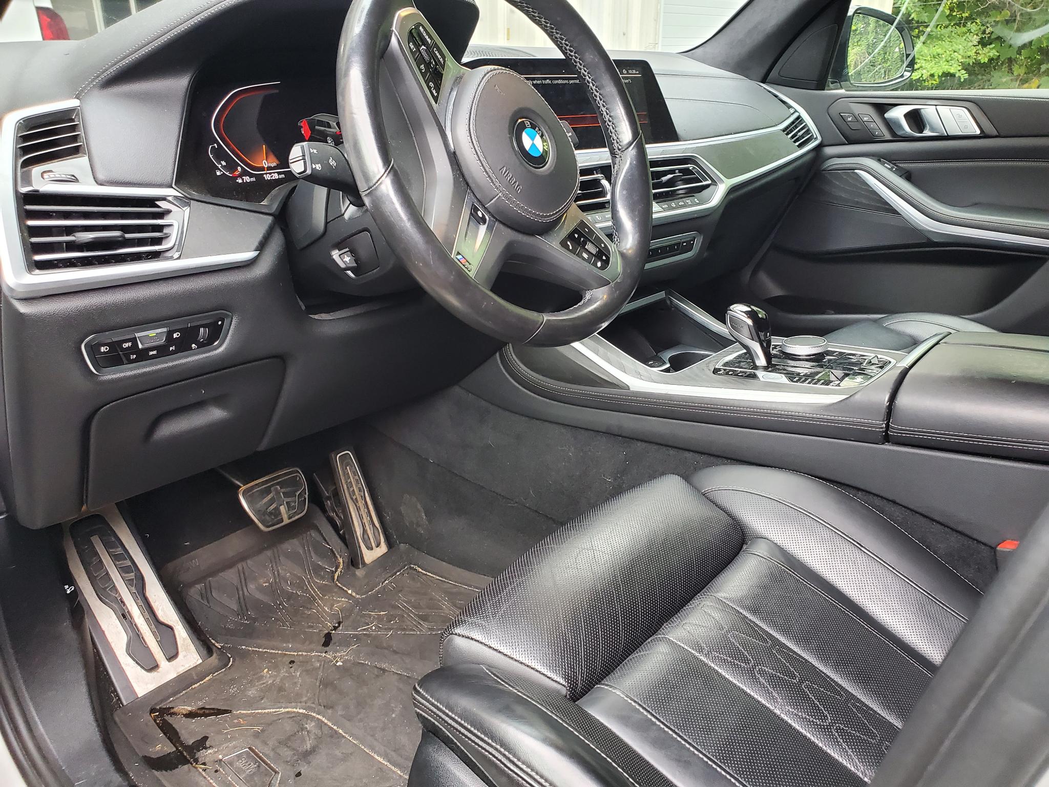 BMW X7 xDrive40i Sports Activity Vehicle 2022