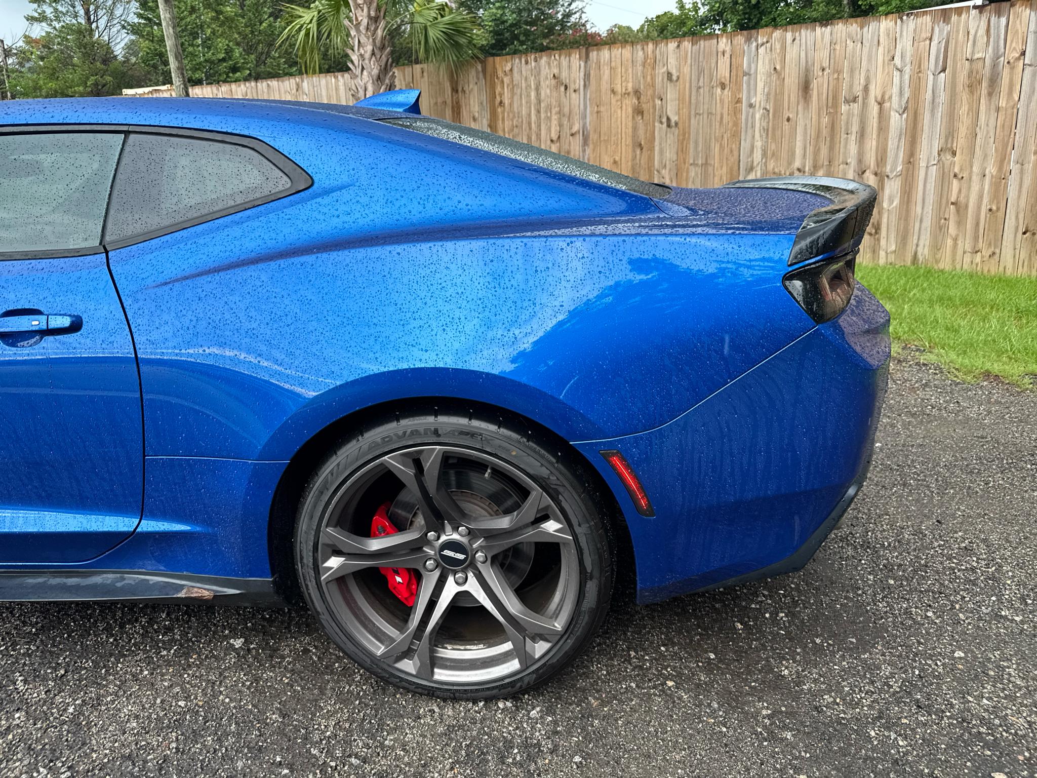 Chevrolet Camaro 2dr Cpe 1SS 2017