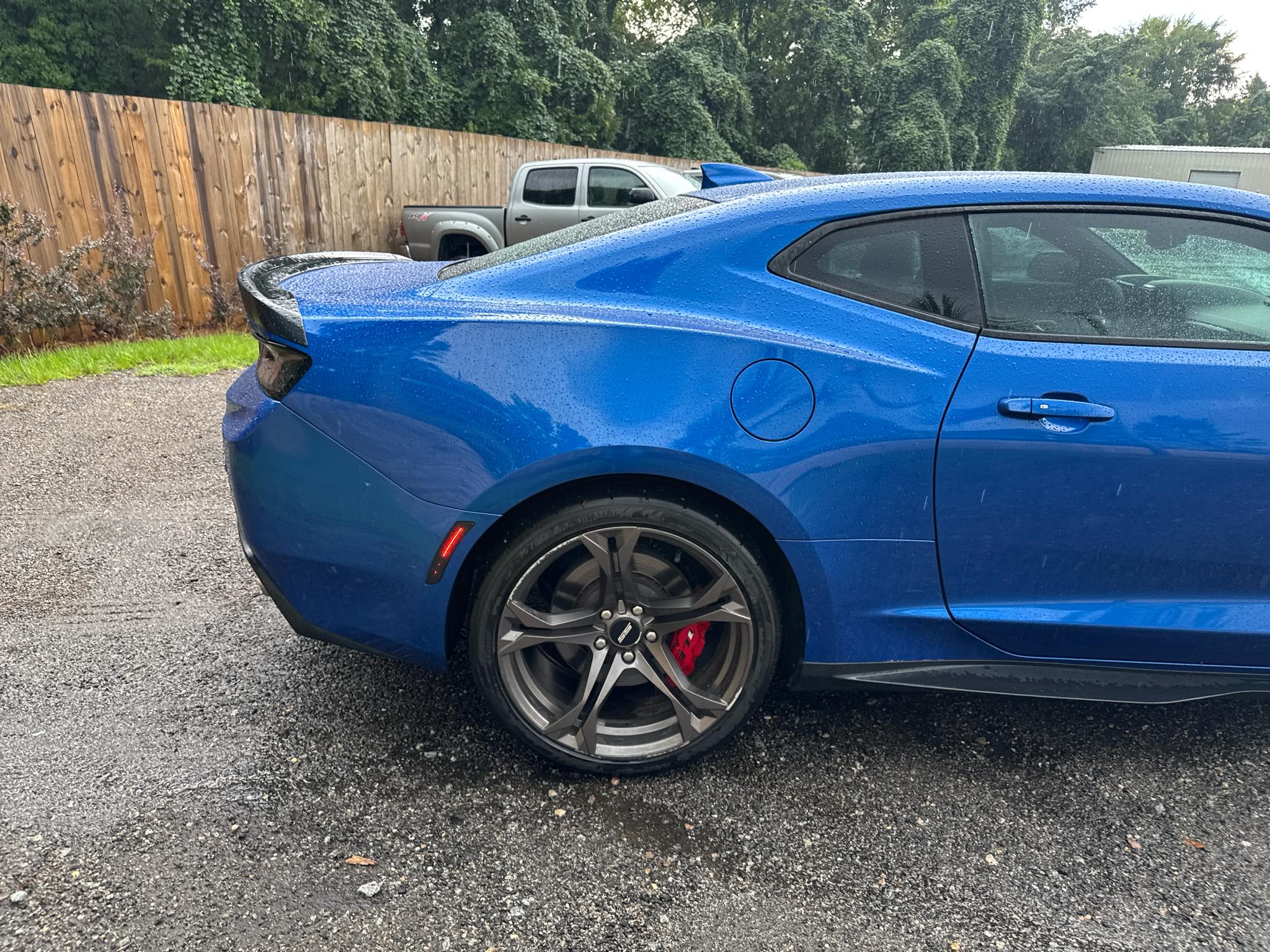 Chevrolet Camaro 2dr Cpe 1SS 2017