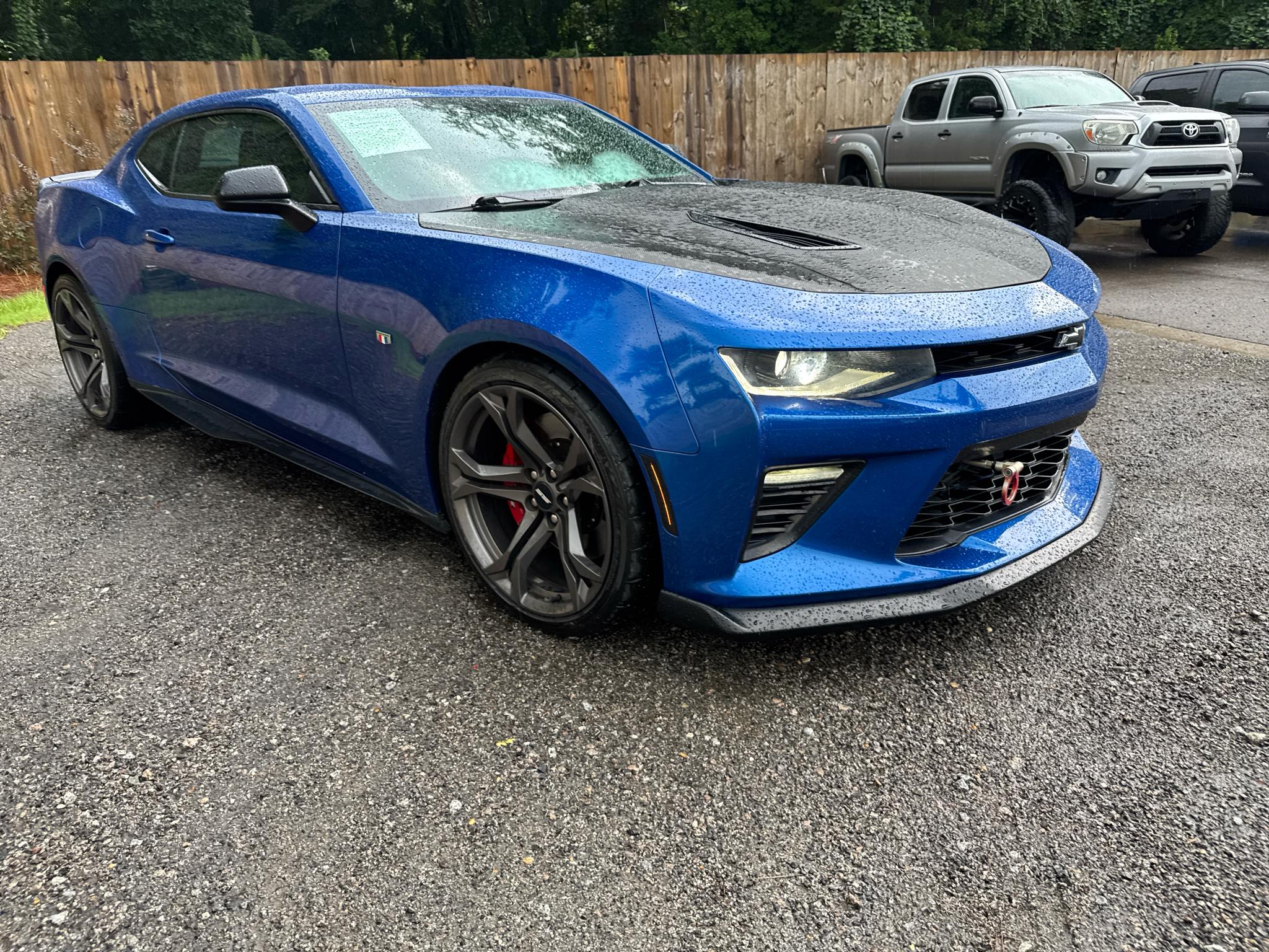 Chevrolet Camaro 2dr Cpe 1SS 2017