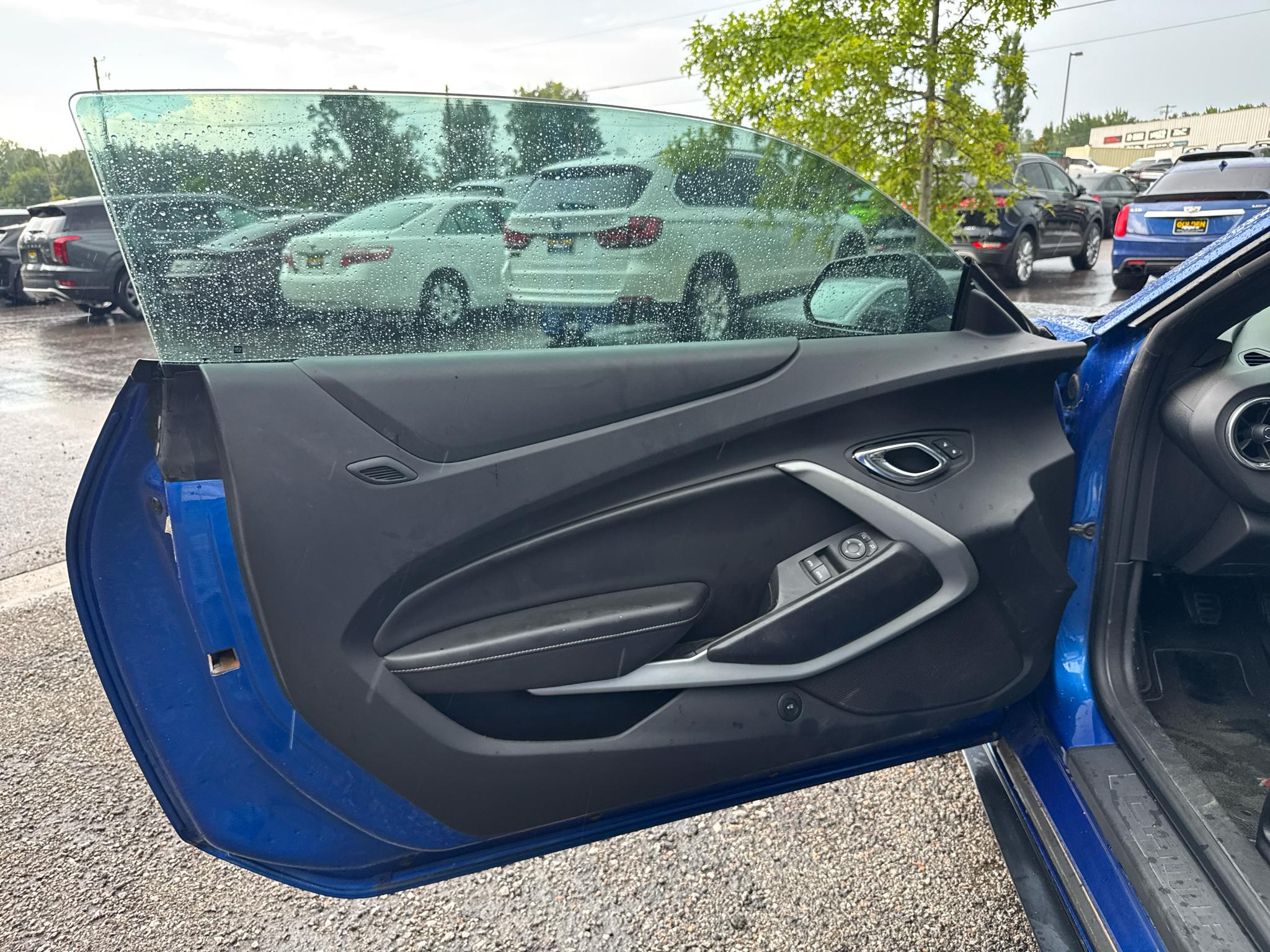 Chevrolet Camaro 2dr Cpe 1SS 2017