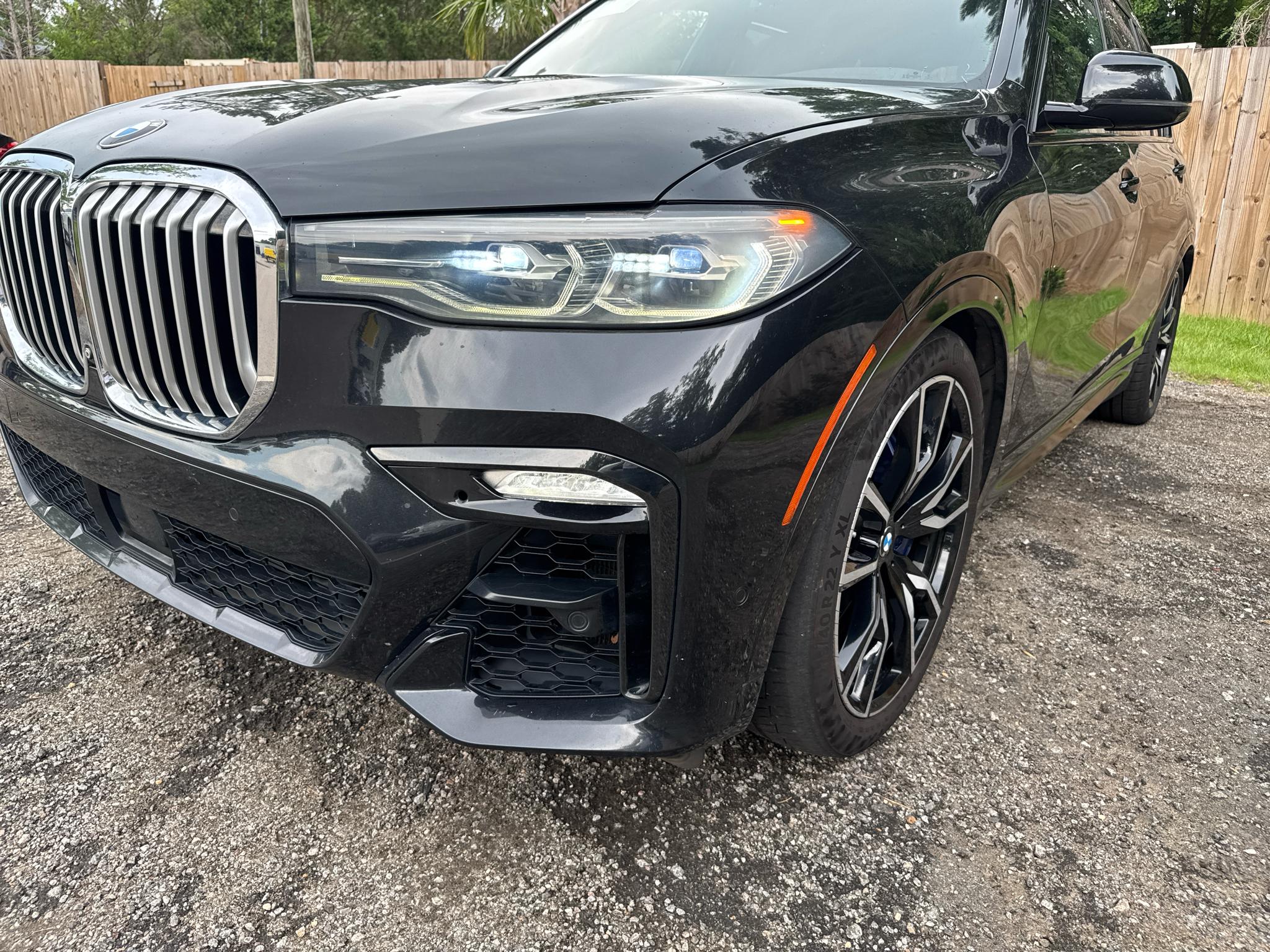BMW X7 xDrive50i Sports Activity Vehicle 2019