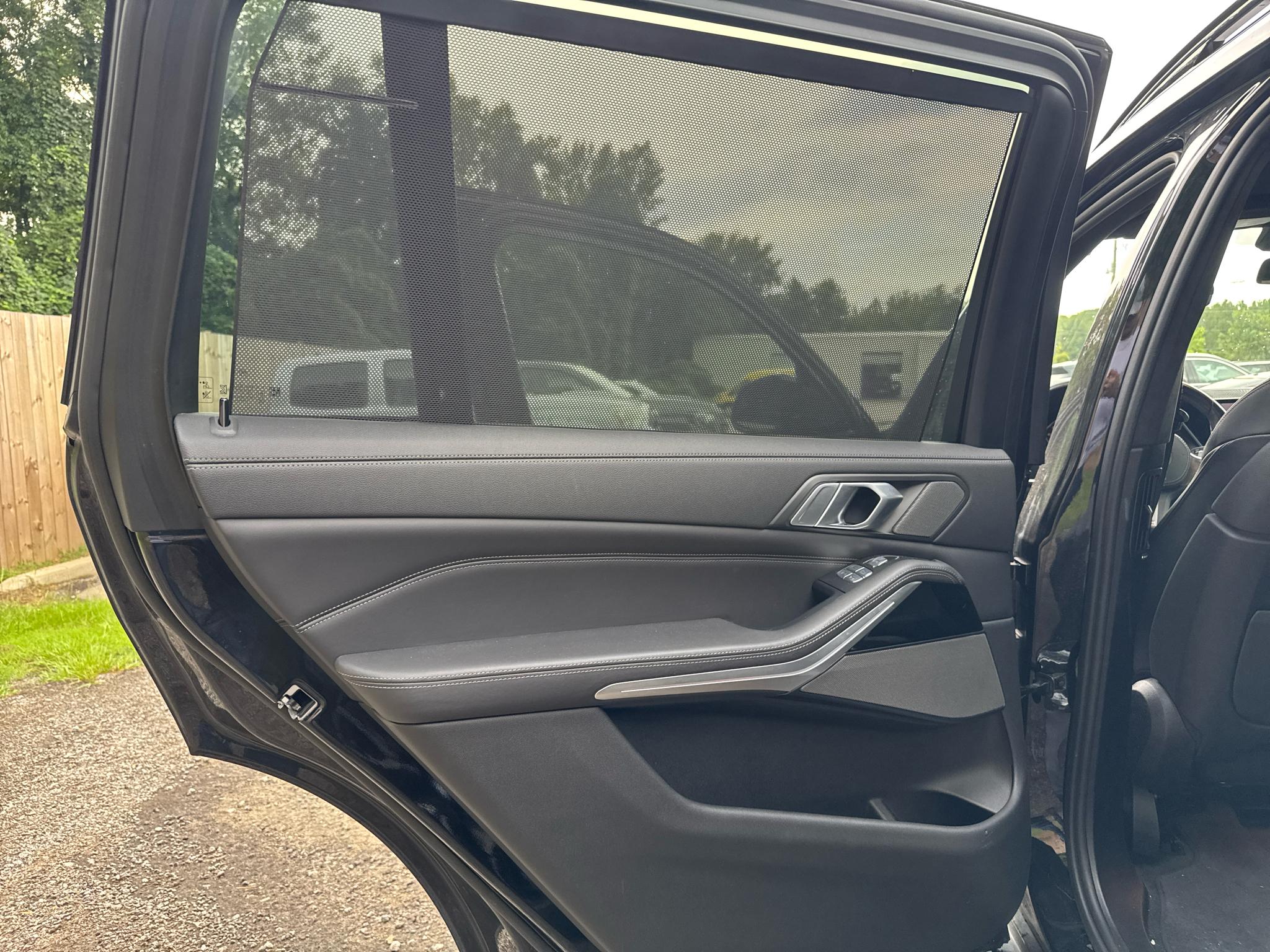 BMW X7 xDrive50i Sports Activity Vehicle 2019