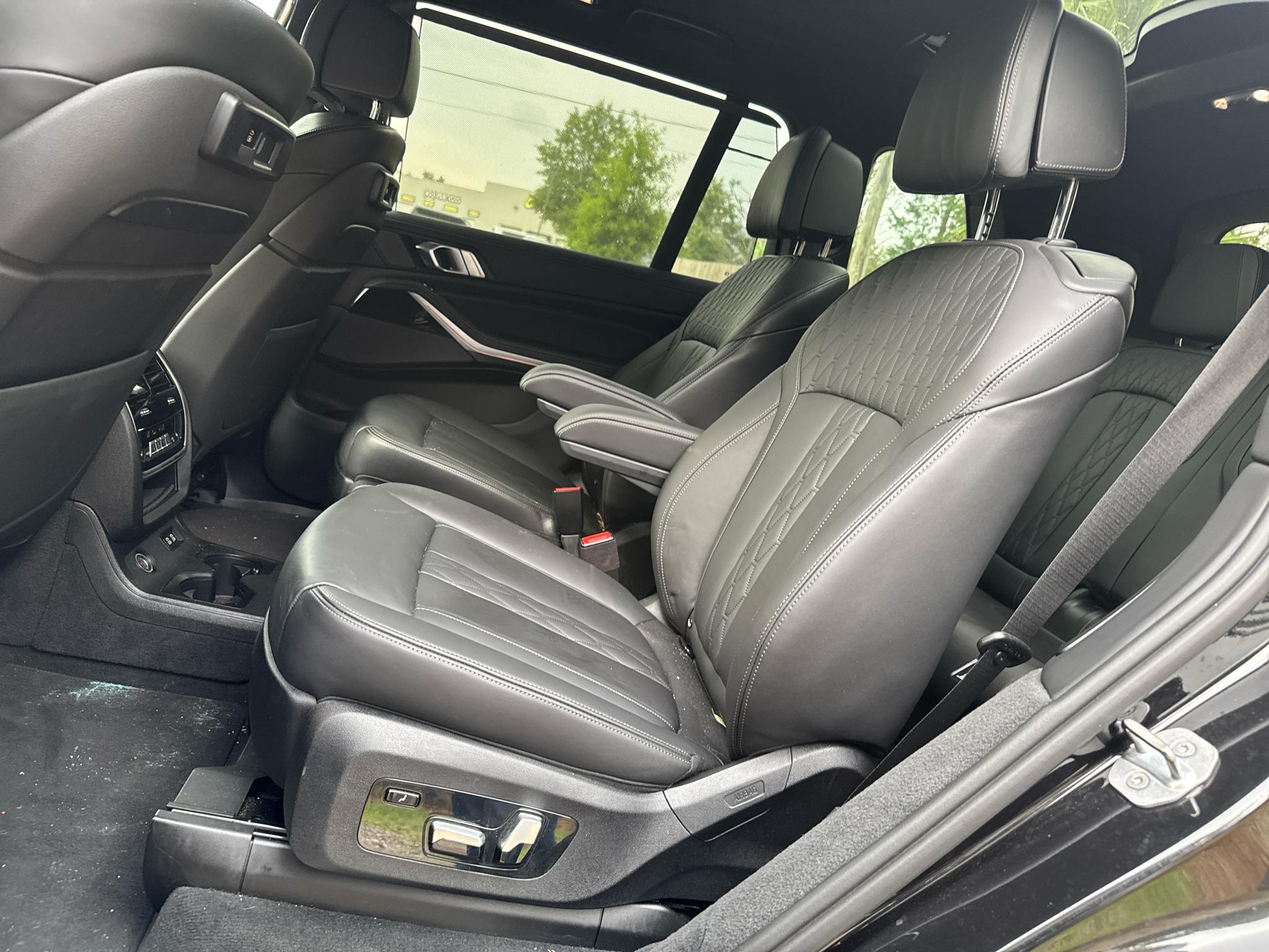 BMW X7 xDrive50i Sports Activity Vehicle 2019