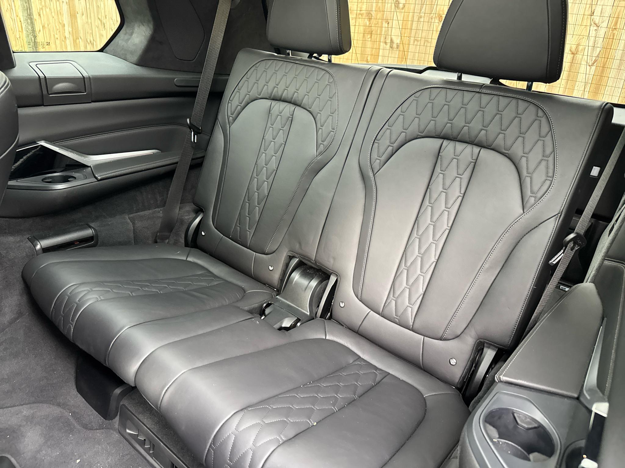 BMW X7 xDrive50i Sports Activity Vehicle 2019
