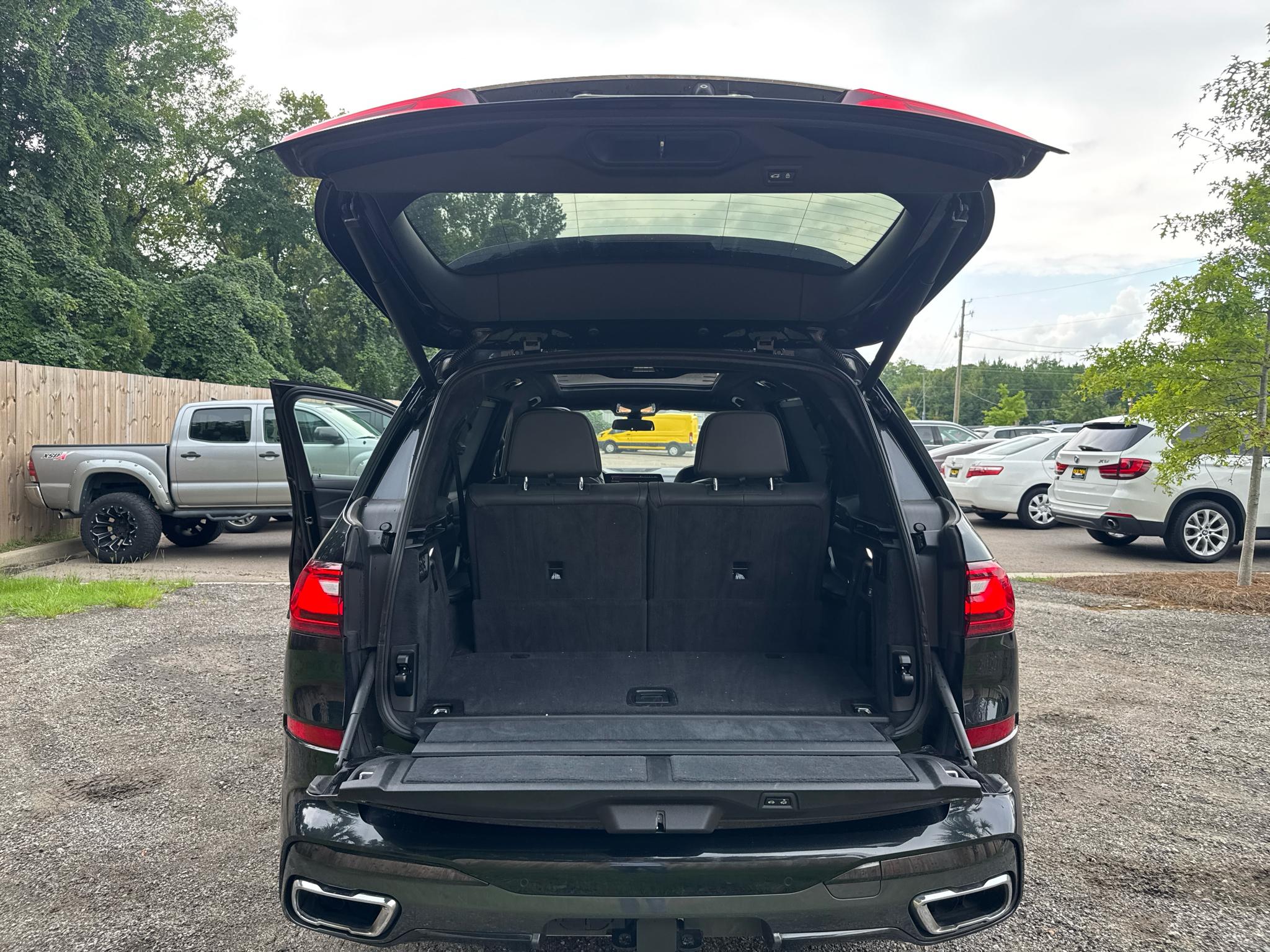 BMW X7 xDrive50i Sports Activity Vehicle 2019
