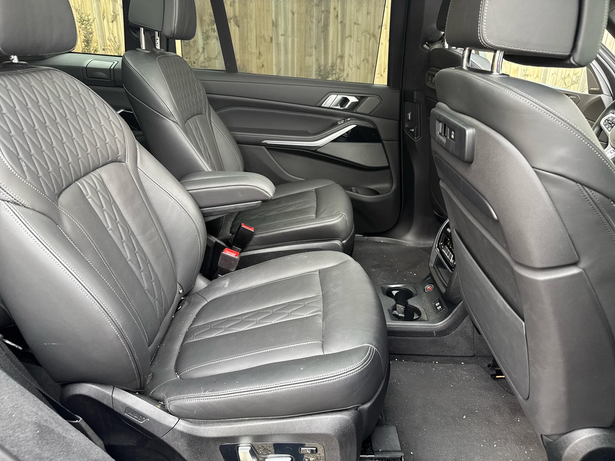 BMW X7 xDrive50i Sports Activity Vehicle 2019
