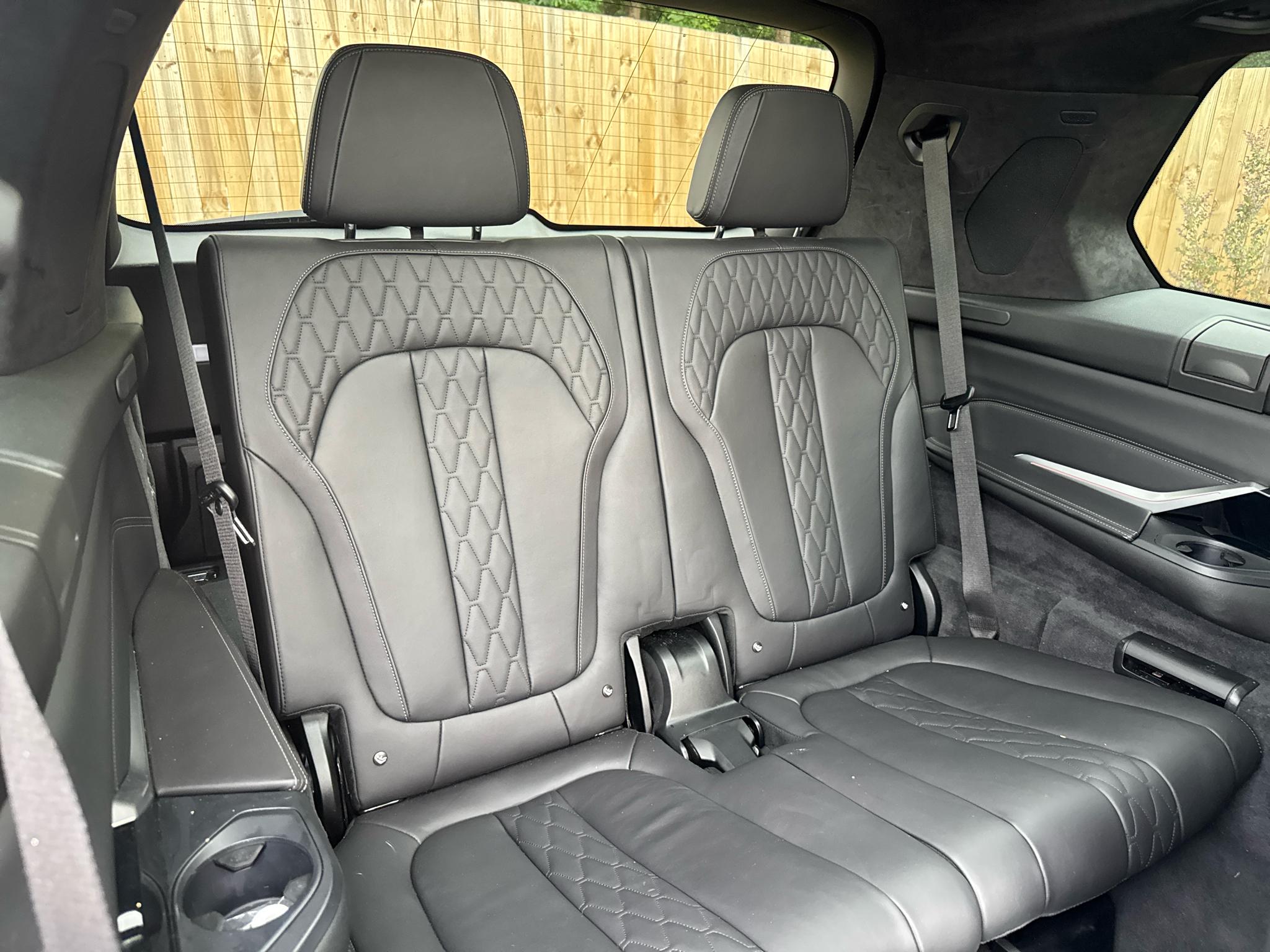 BMW X7 xDrive50i Sports Activity Vehicle 2019