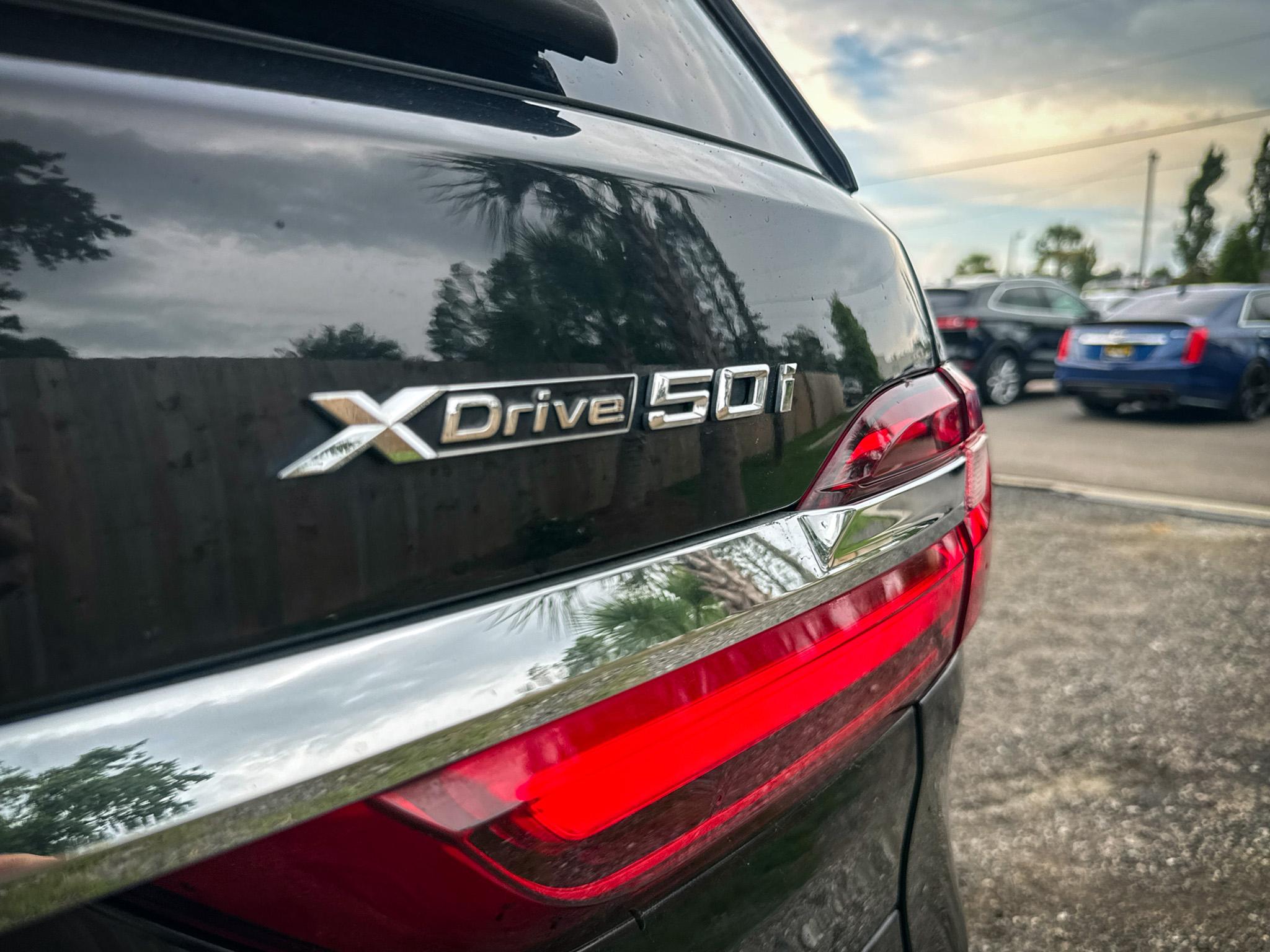 BMW X7 xDrive50i Sports Activity Vehicle 2019