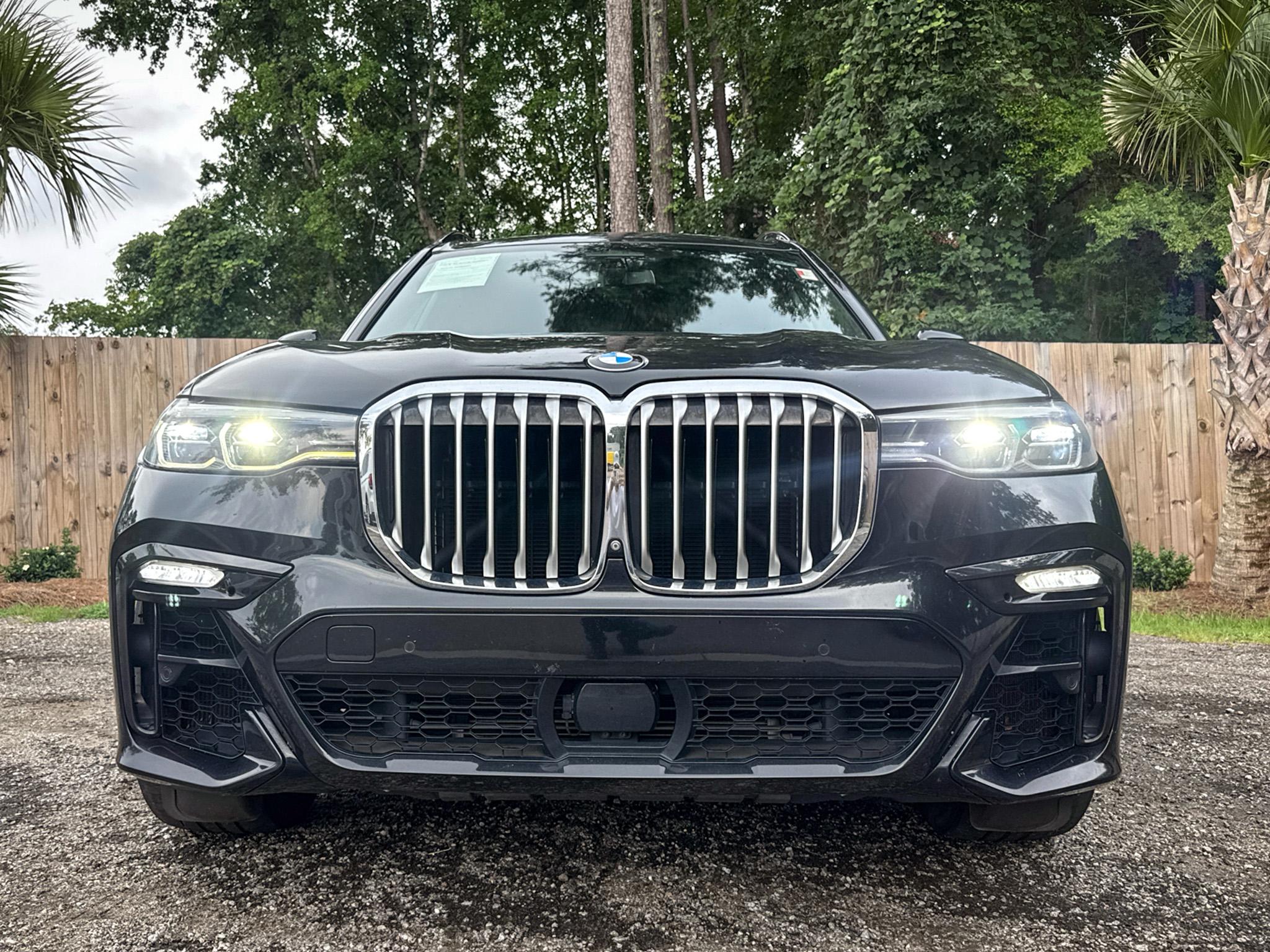 BMW X7 xDrive50i Sports Activity Vehicle 2019