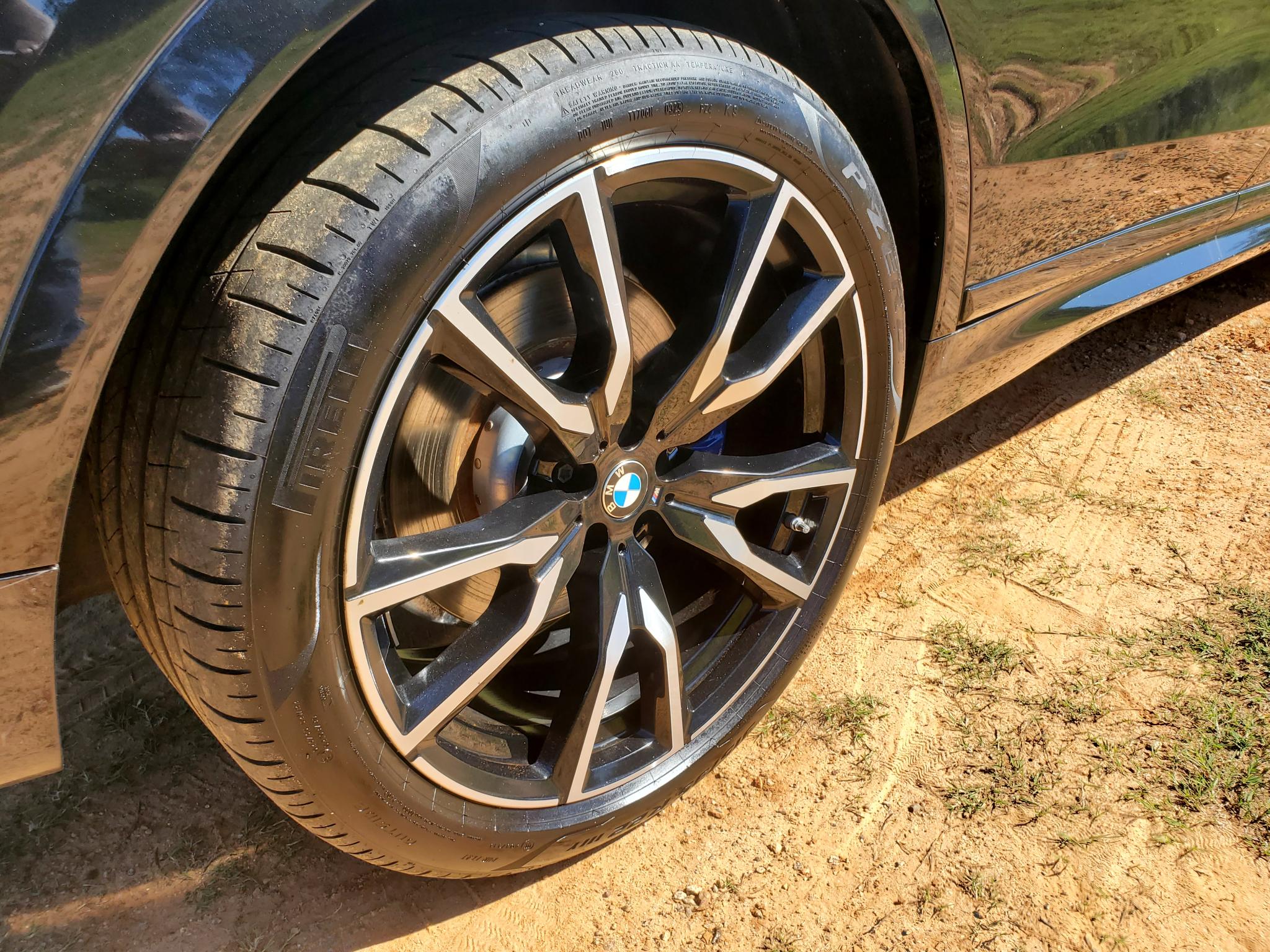 BMW X7 xDrive50i Sports Activity Vehicle 2019