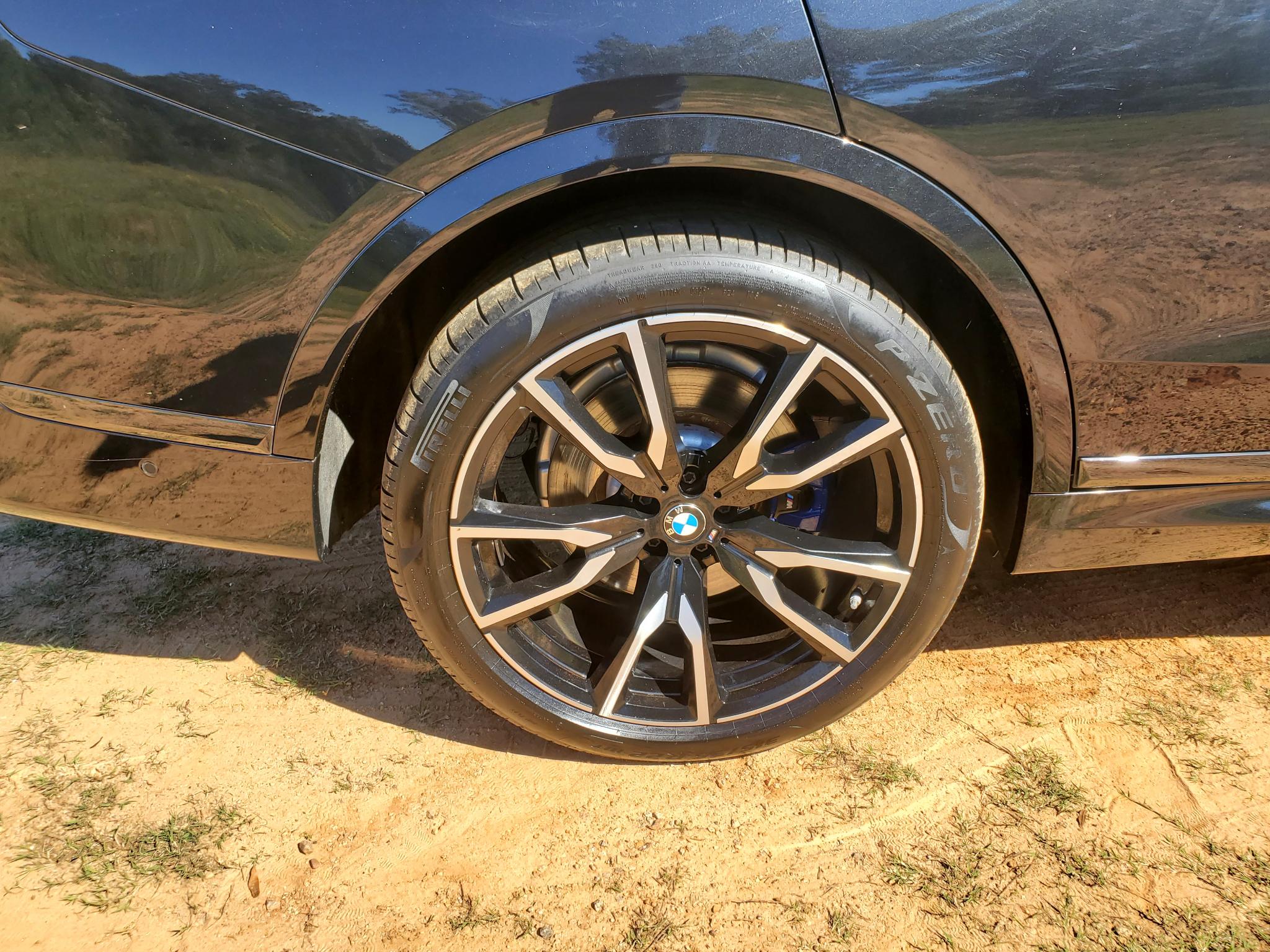 BMW X7 xDrive50i Sports Activity Vehicle 2019