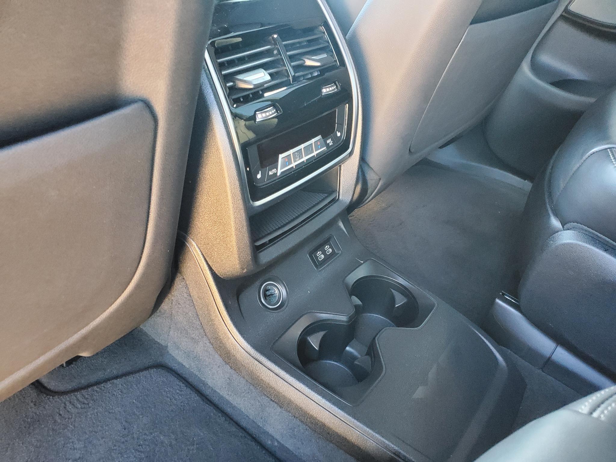 BMW X7 xDrive50i Sports Activity Vehicle 2019