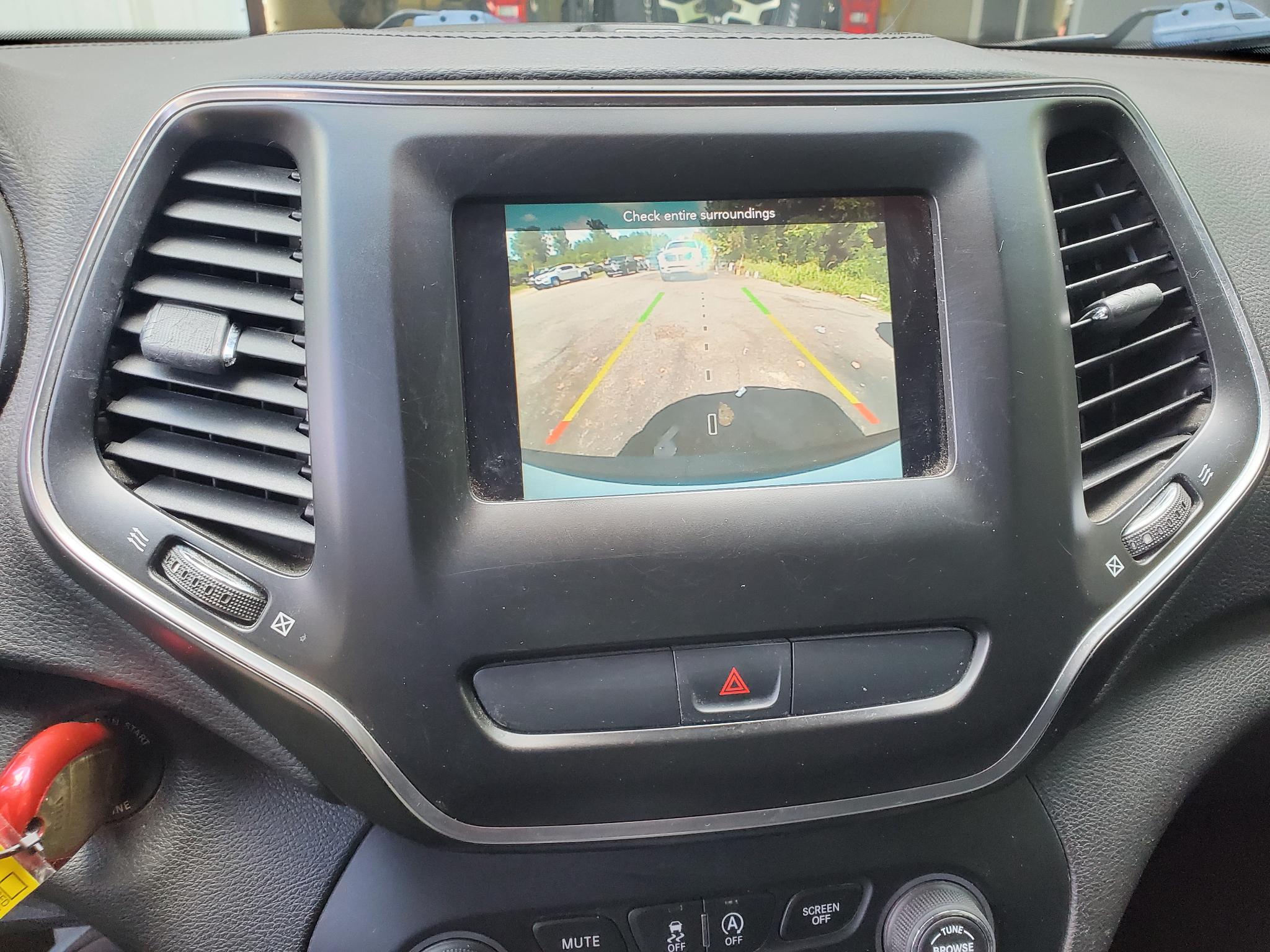 Jeep Cherokee Latitude FWD 2019